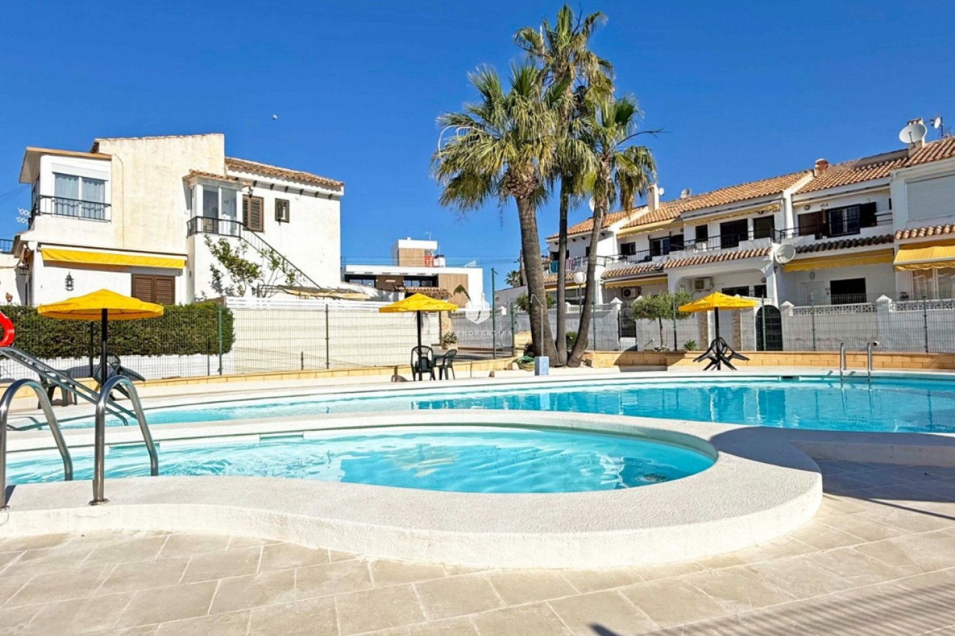 Segunda mano - Bungalow -
Torrevieja - Costa Blanca