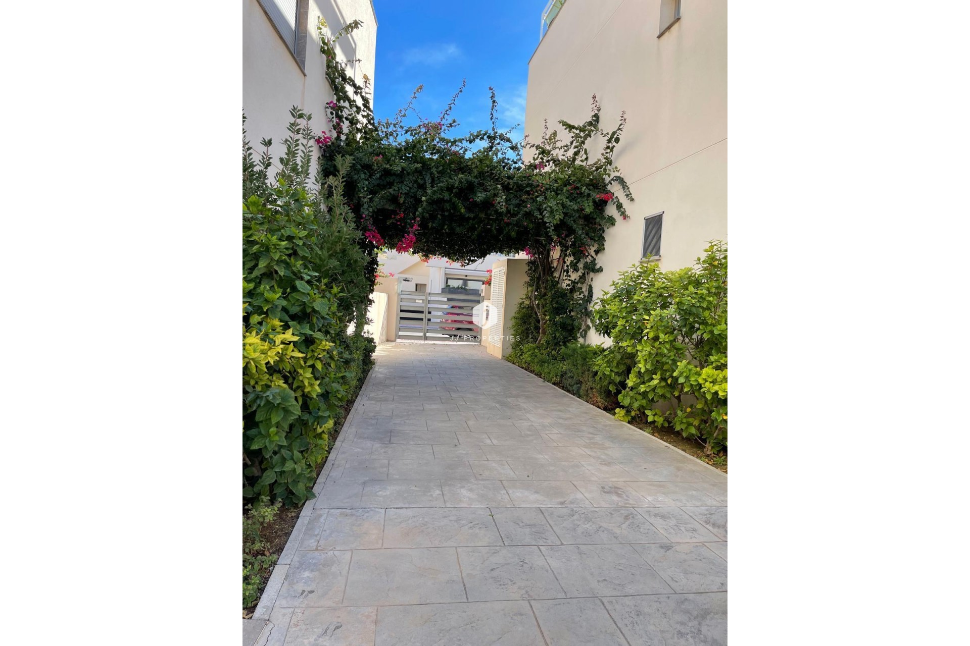 Segunda mano - Bungalow -
Torrevieja - Costa Blanca