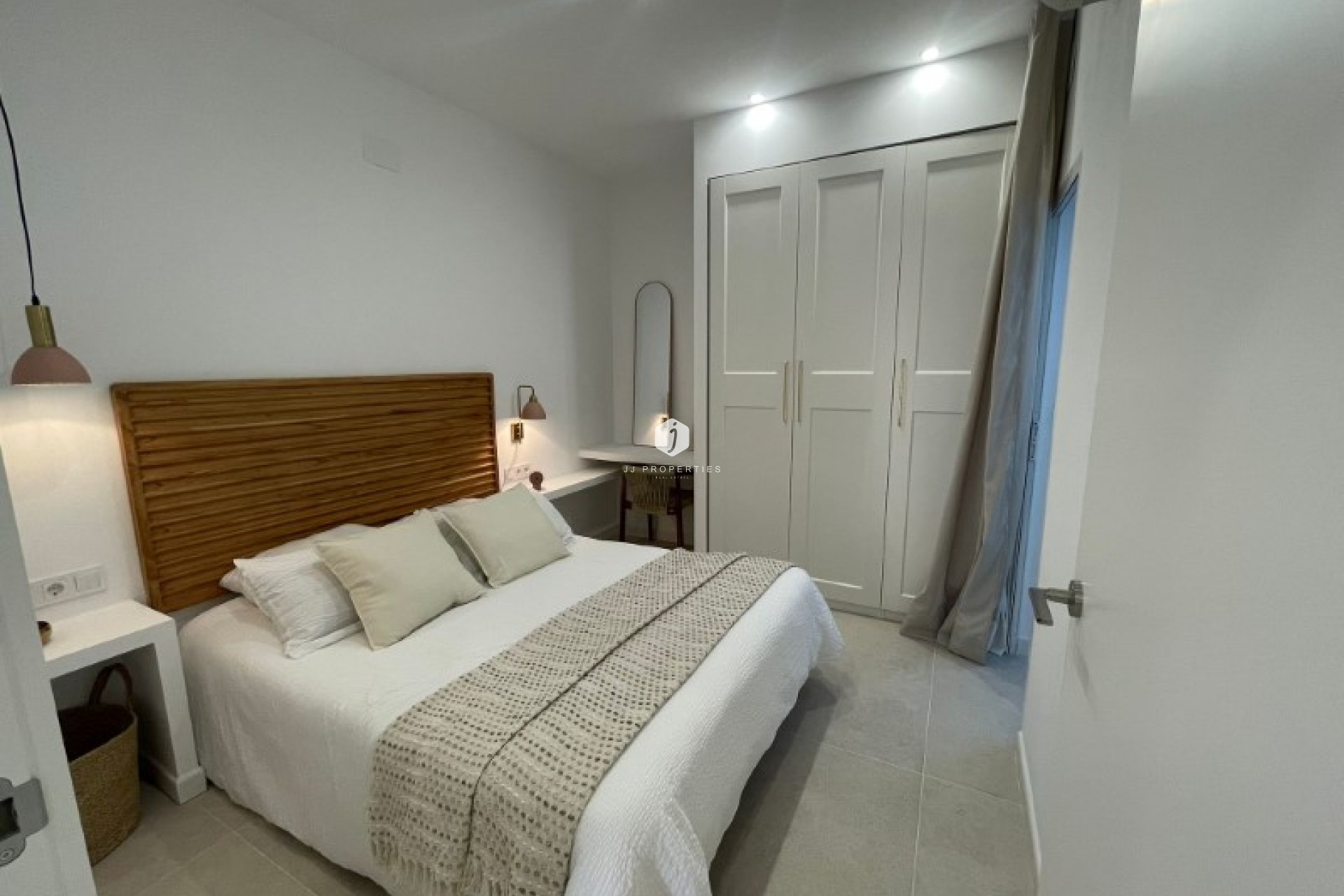 Segunda mano - Bungalow -
Torrevieja - Costa Blanca
