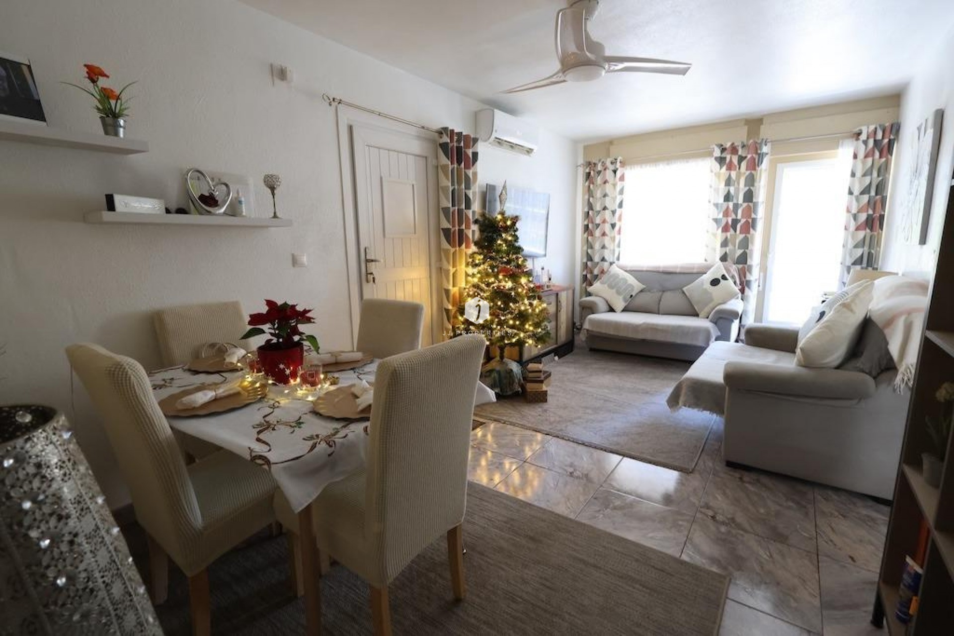 Segunda mano - Bungalow -
Torrevieja - Costa Blanca