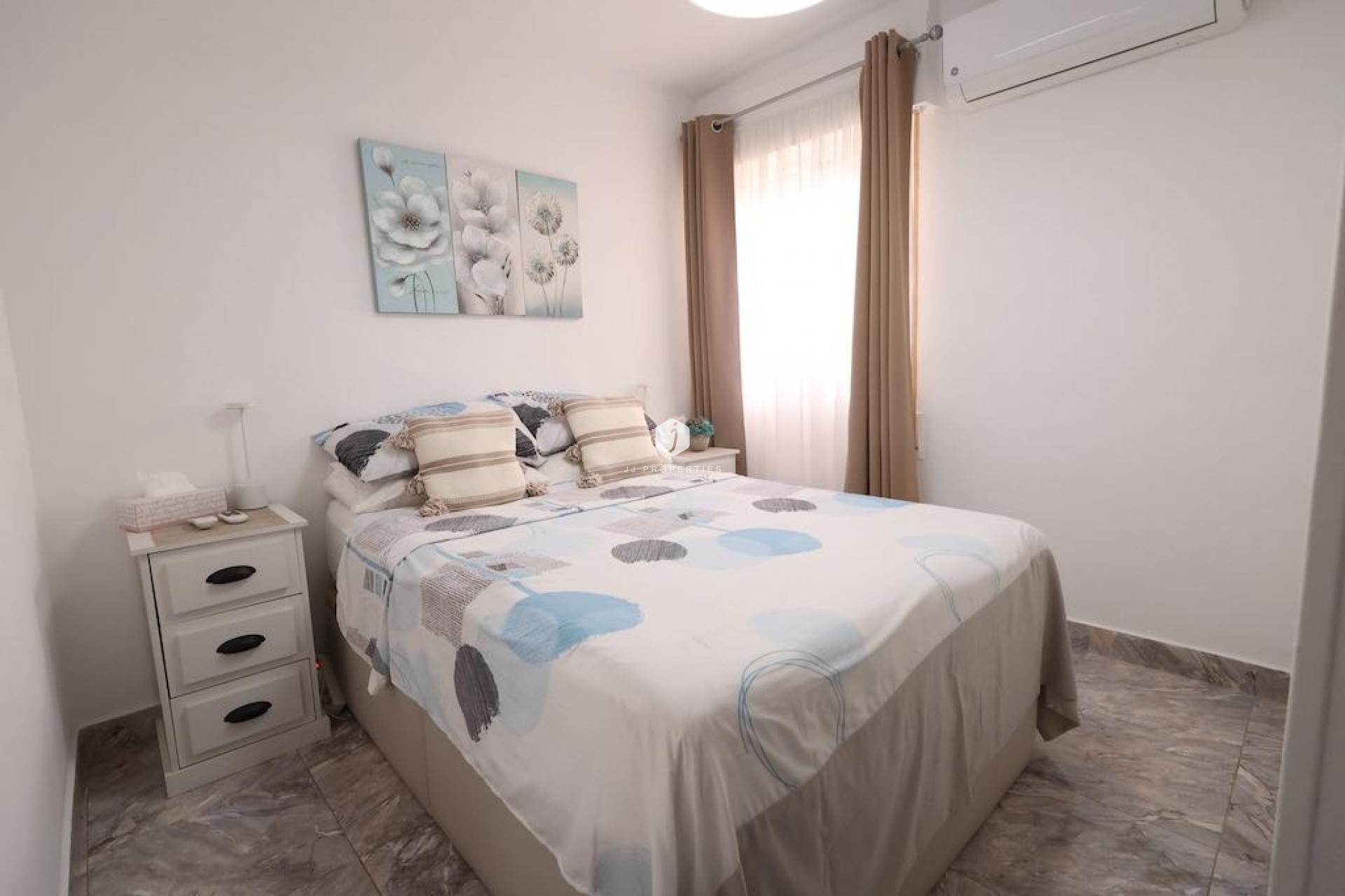 Segunda mano - Bungalow -
Torrevieja - Costa Blanca