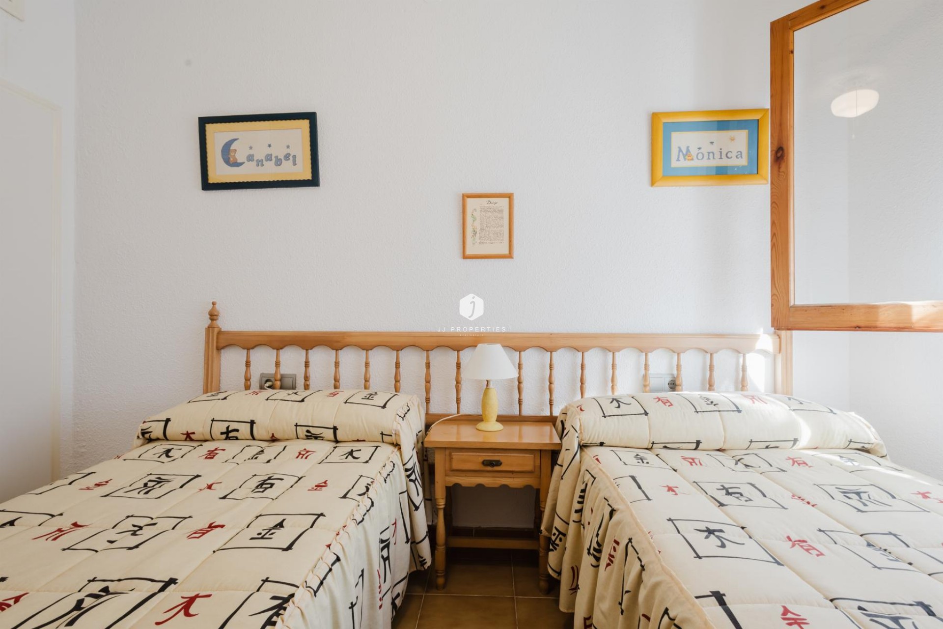 Segunda mano - Bungalow -
Torrevieja - Costa Blanca