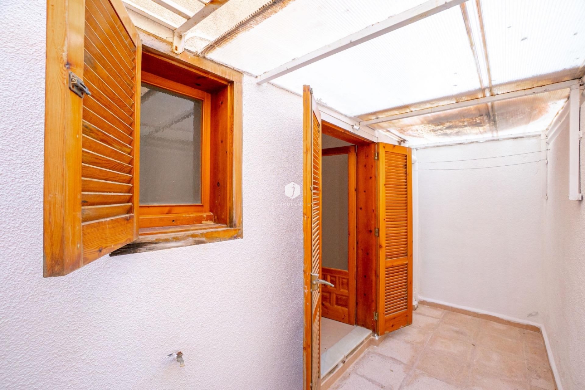 Segunda mano - Bungalow -
Torrevieja - El chaparral