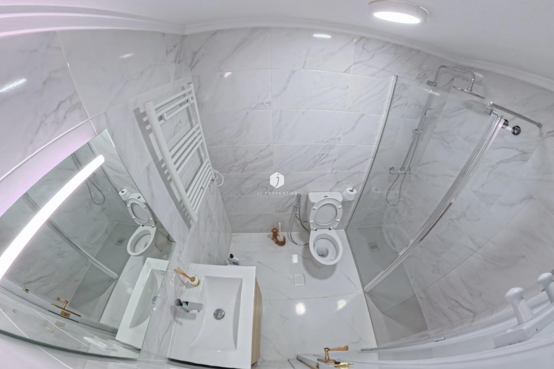 Segunda mano - Bungalow -
Torrevieja - El Limonar