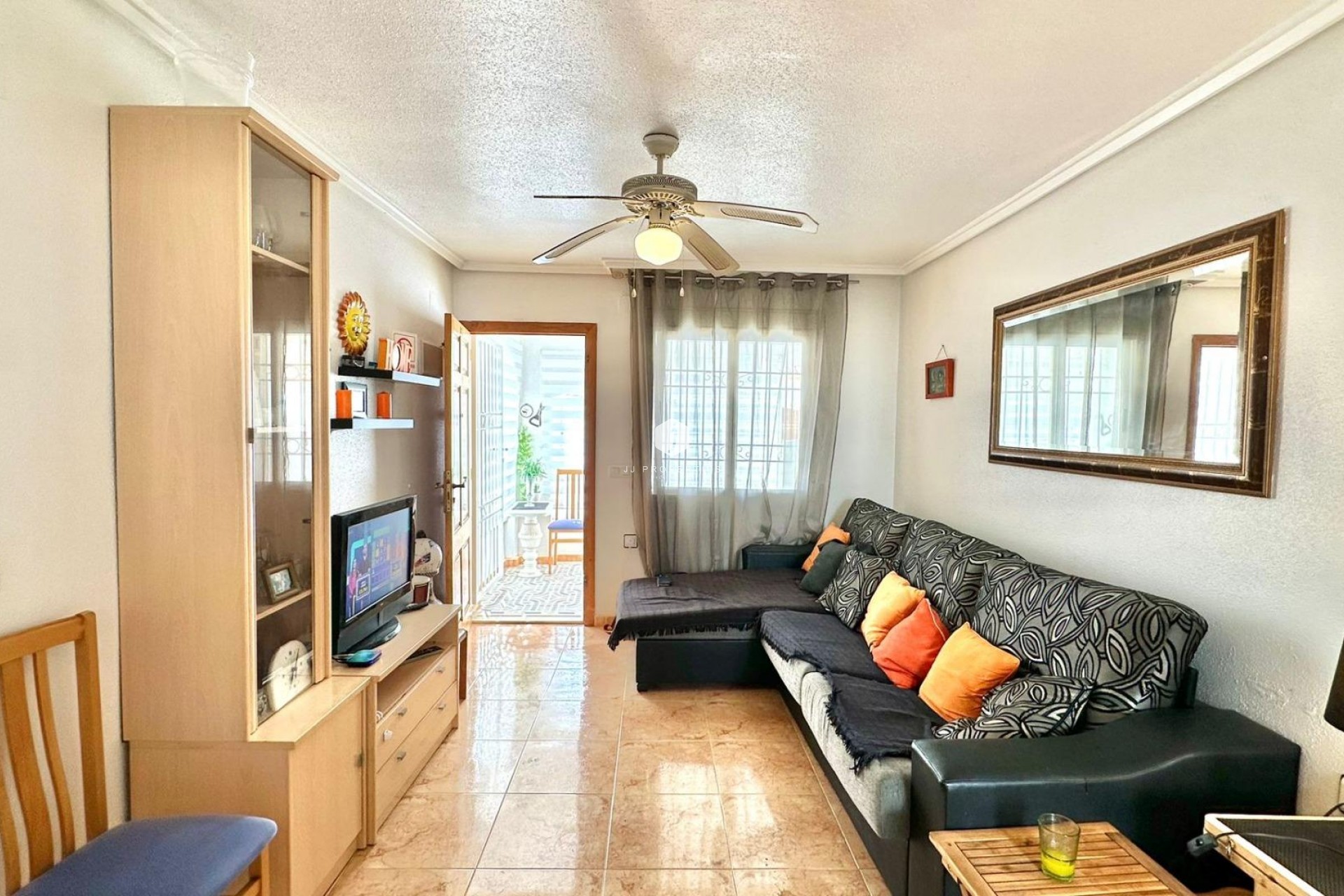 Segunda mano - Bungalow -
Torrevieja - El Limonar