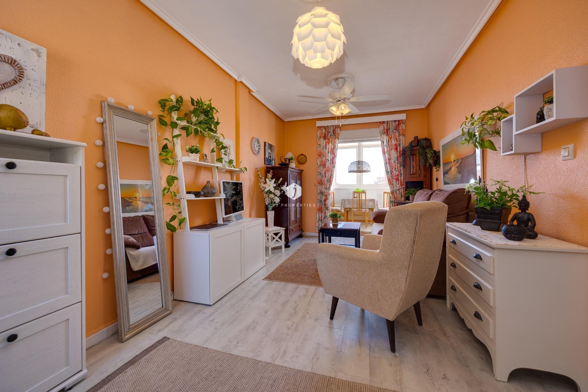 Segunda mano - Bungalow -
Torrevieja - El molino