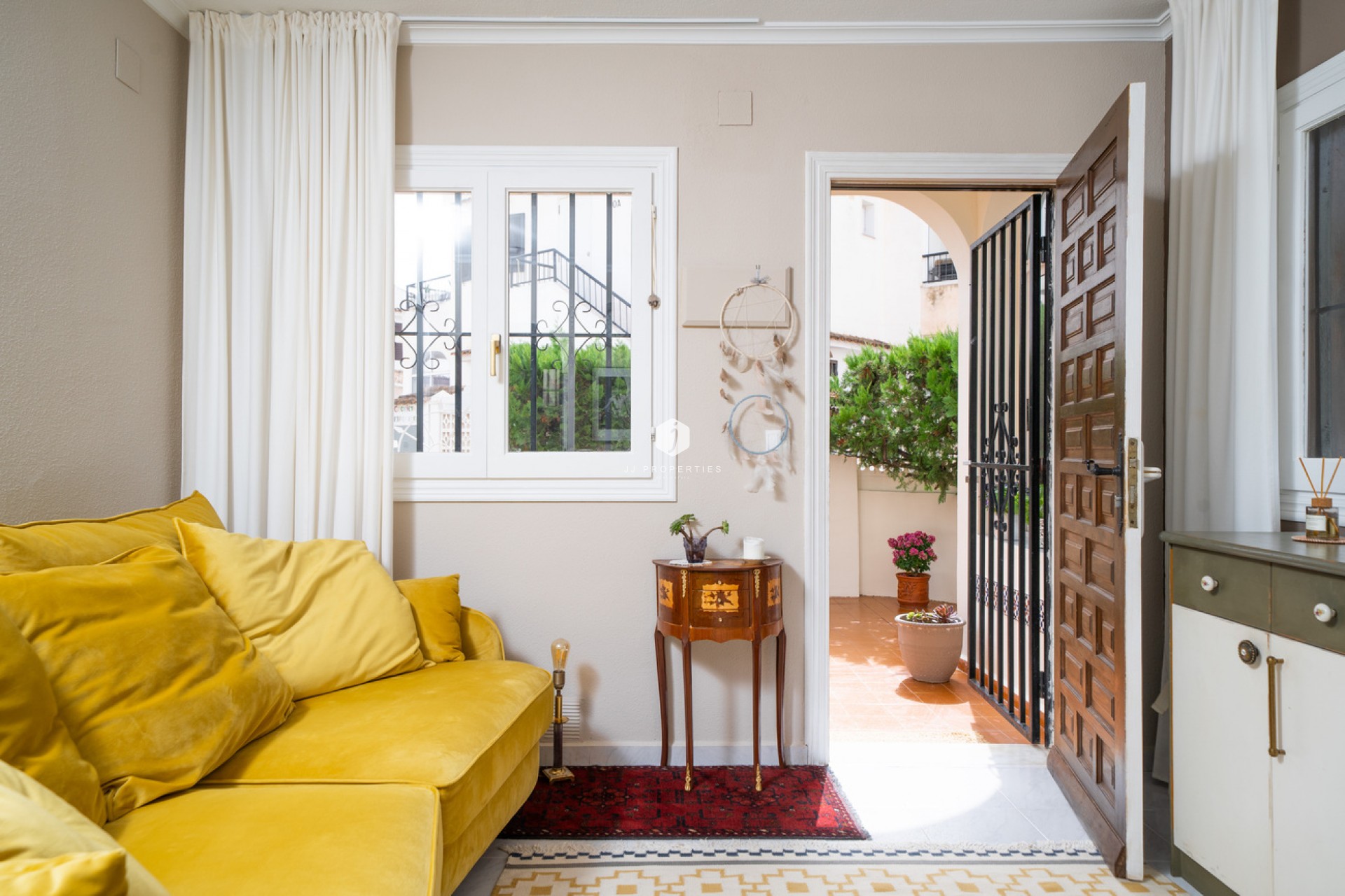 Segunda mano - Bungalow -
Torrevieja - La Mata