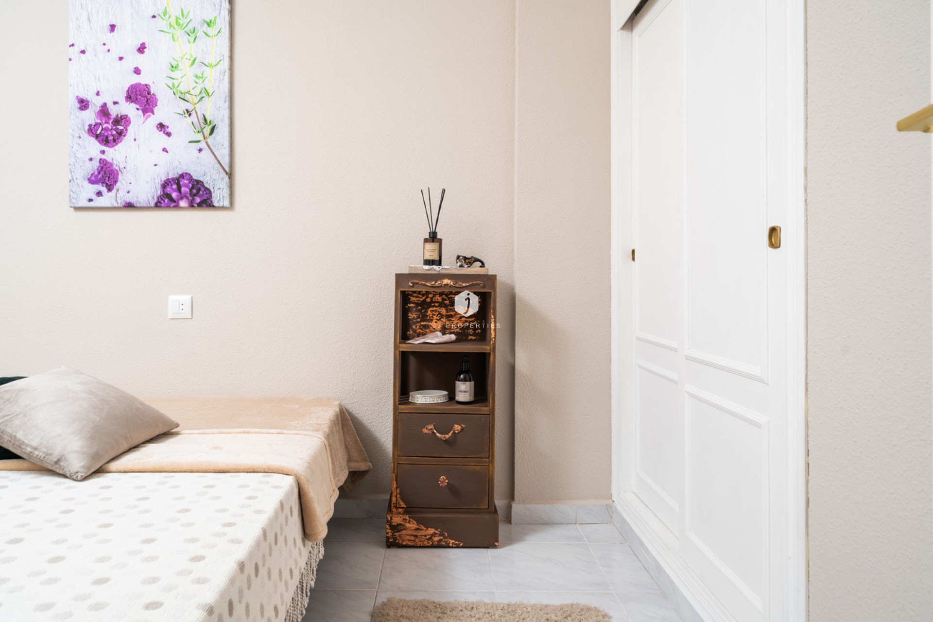 Segunda mano - Bungalow -
Torrevieja - La Mata