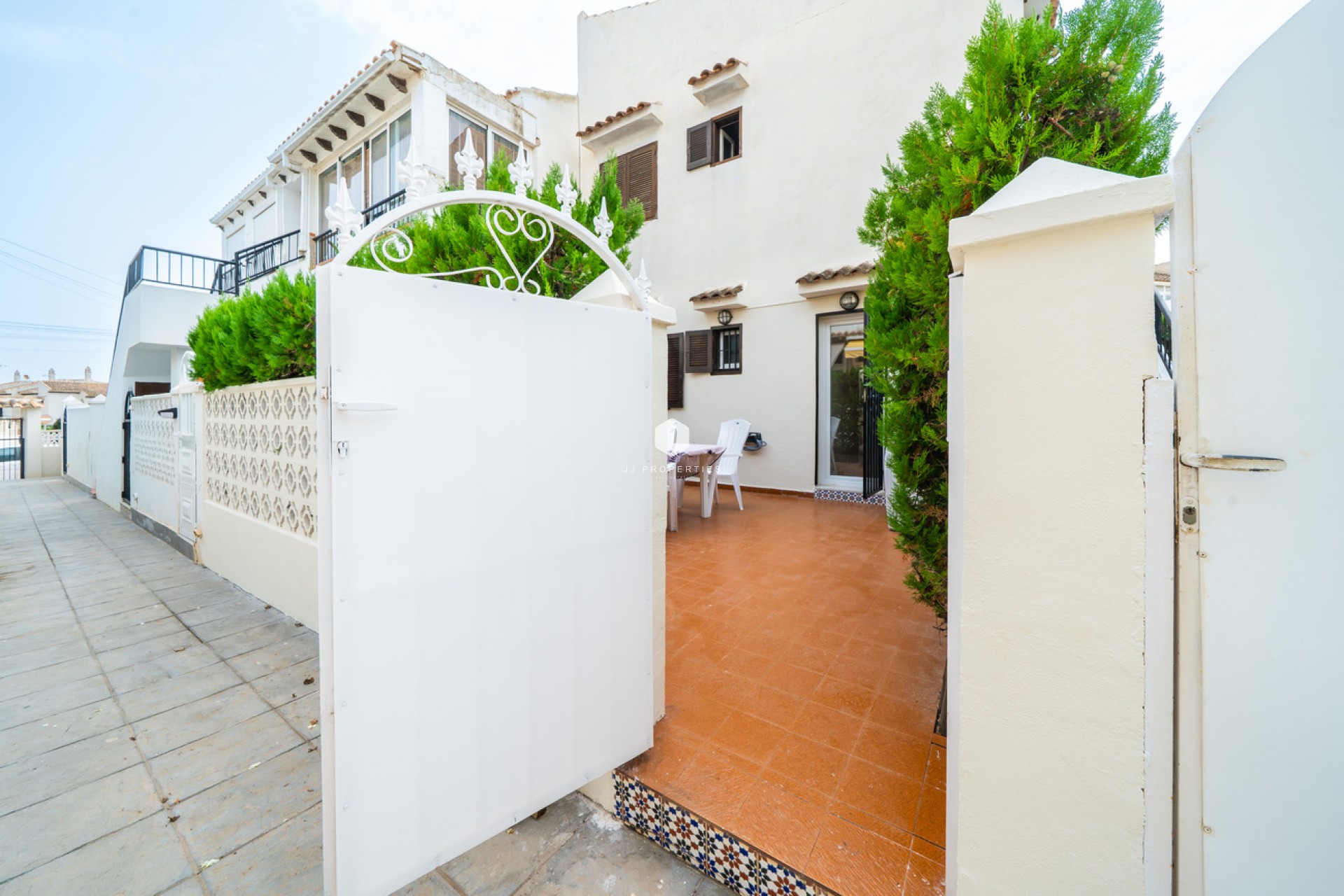 Segunda mano - Bungalow -
Torrevieja - La Mata
