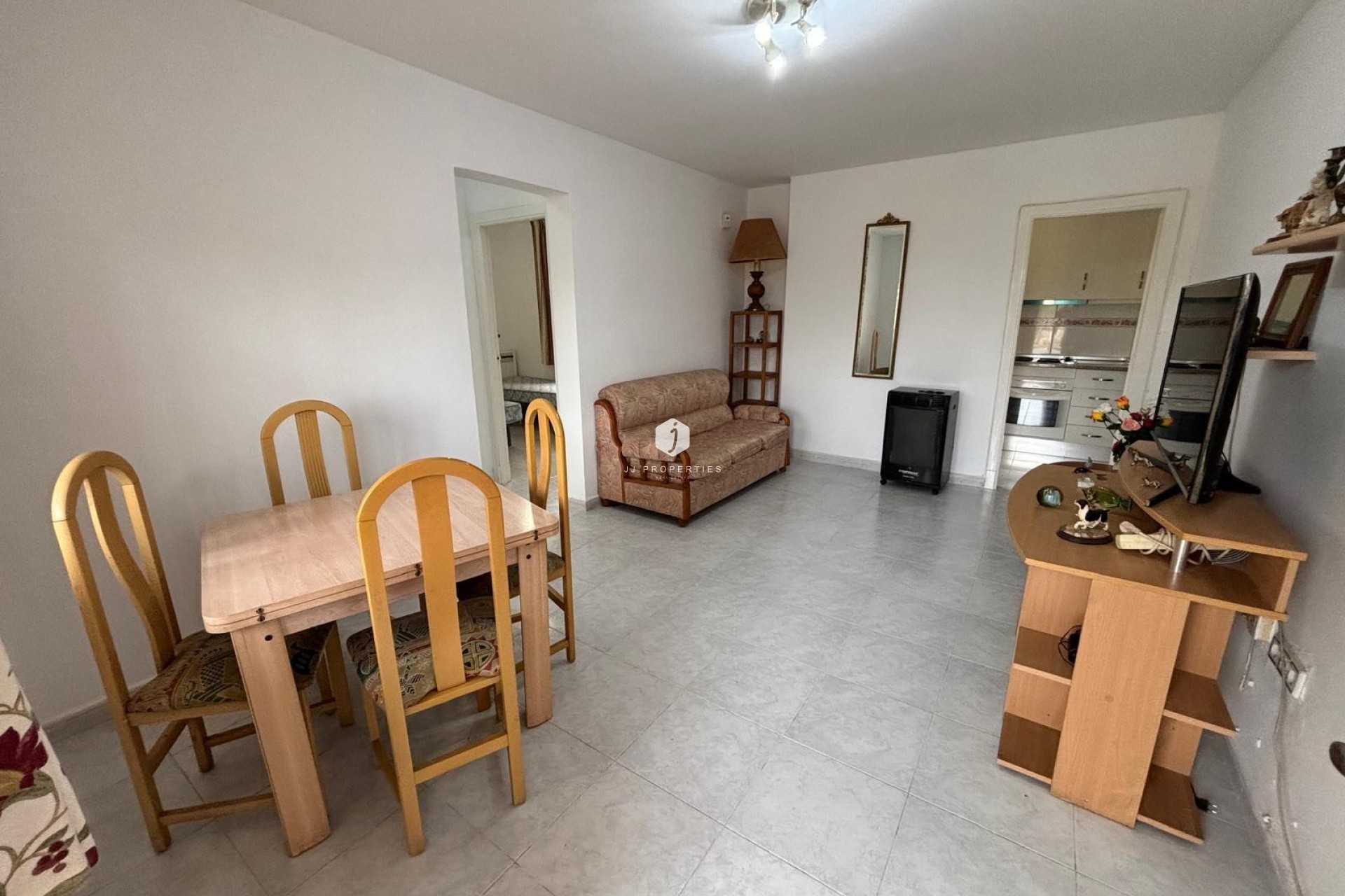 Segunda mano - Bungalow -
Torrevieja - La Siesta - El Salado - Torreta