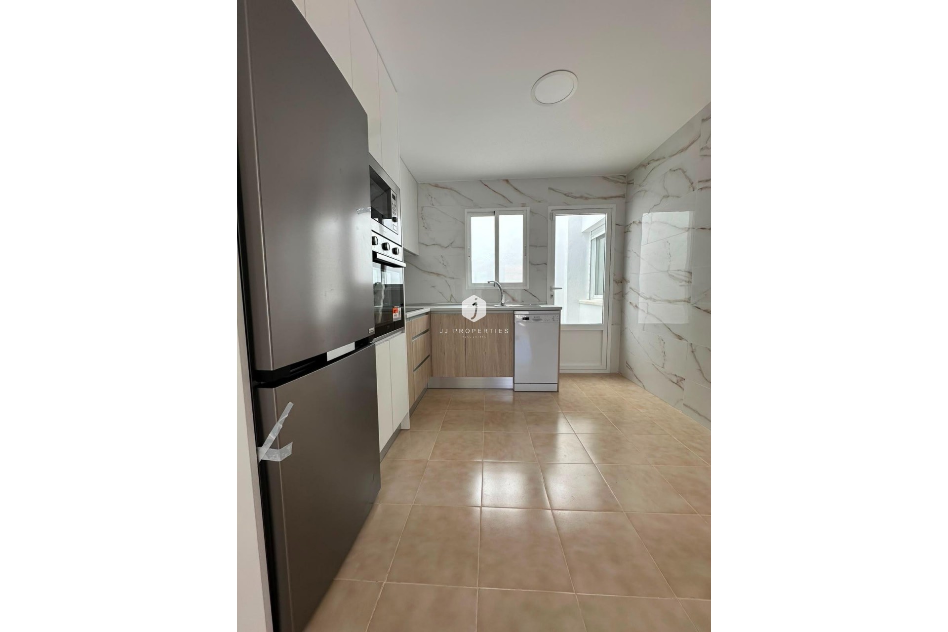 Segunda mano - Bungalow -
Torrevieja - La Siesta - El Salado - Torreta
