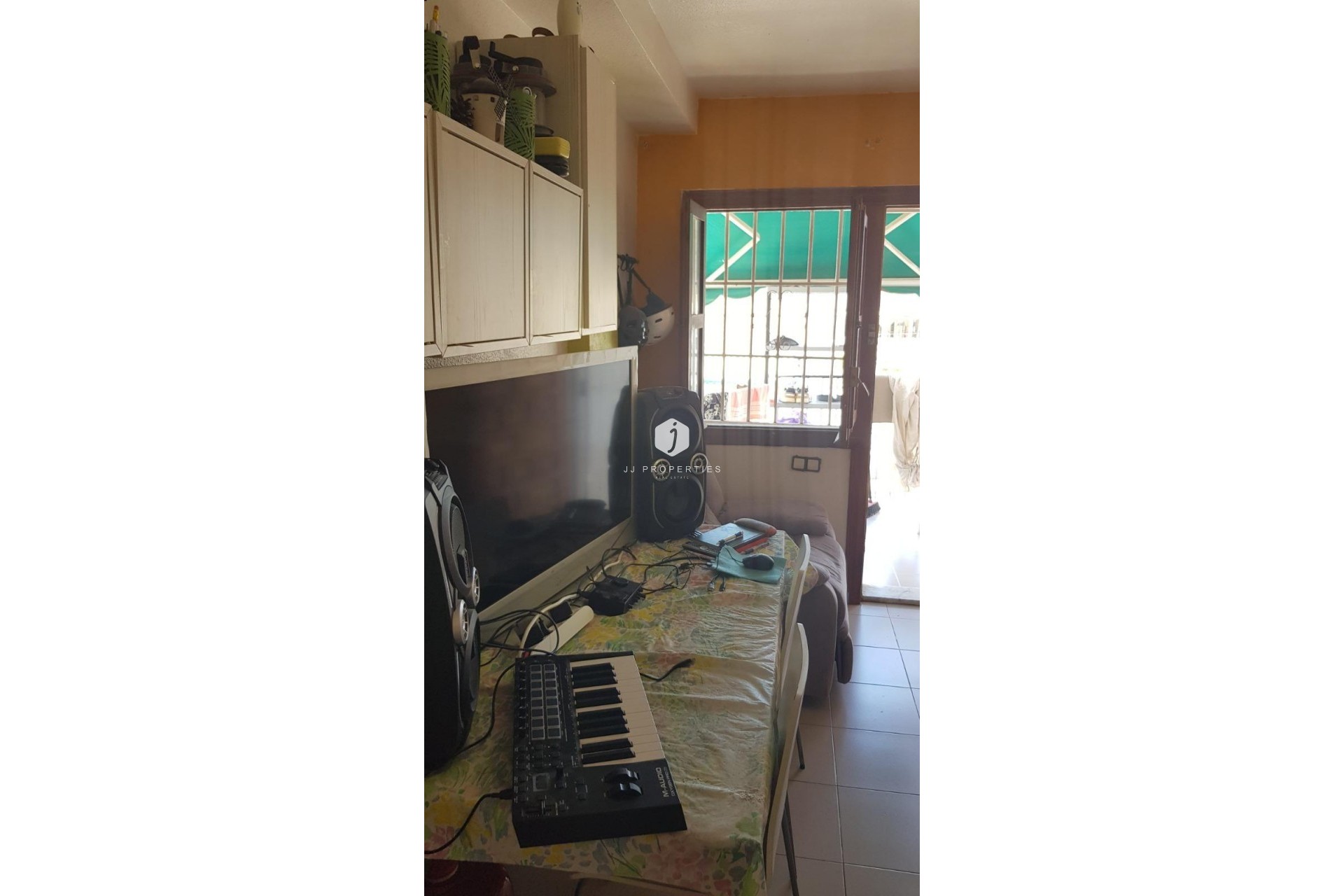 Segunda mano - Bungalow -
Torrevieja - La siesta