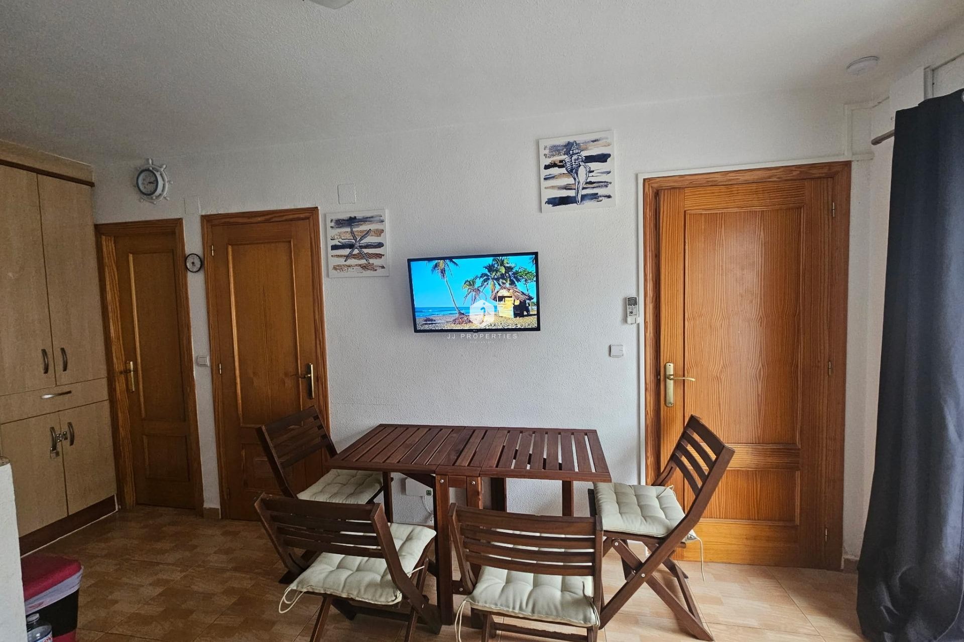 Segunda mano - Bungalow -
Torrevieja - Lago Jardin