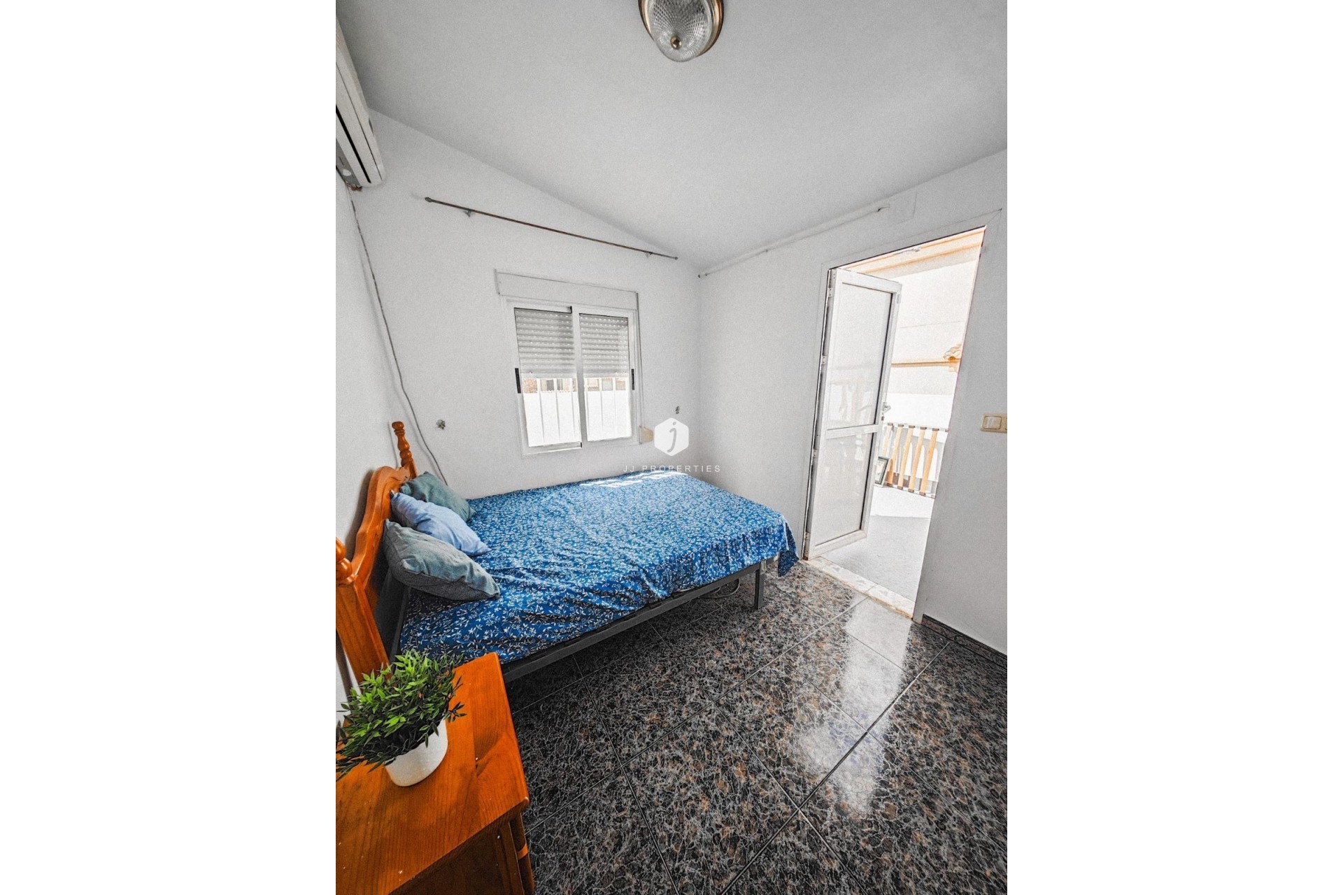 Segunda mano - Bungalow -
Torrevieja - Los Balcones - Los Altos del Edén