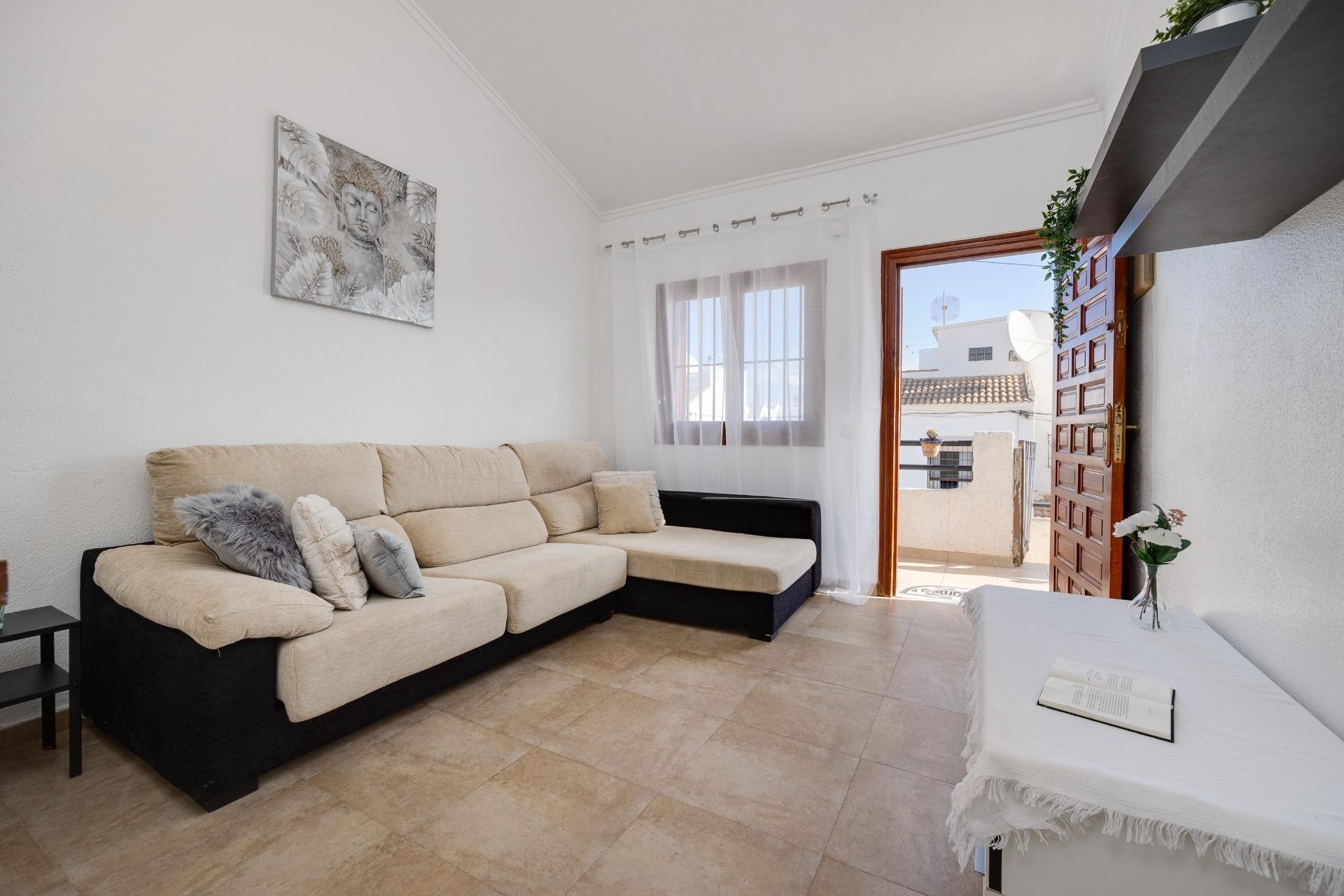 Segunda mano - Bungalow -
Torrevieja - Los Frutales