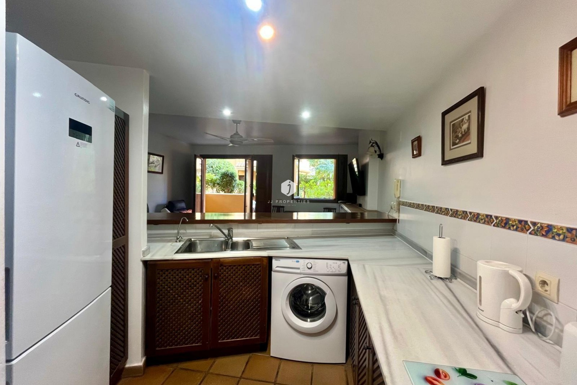 Segunda mano - Bungalow -
Torrevieja - Punta prima