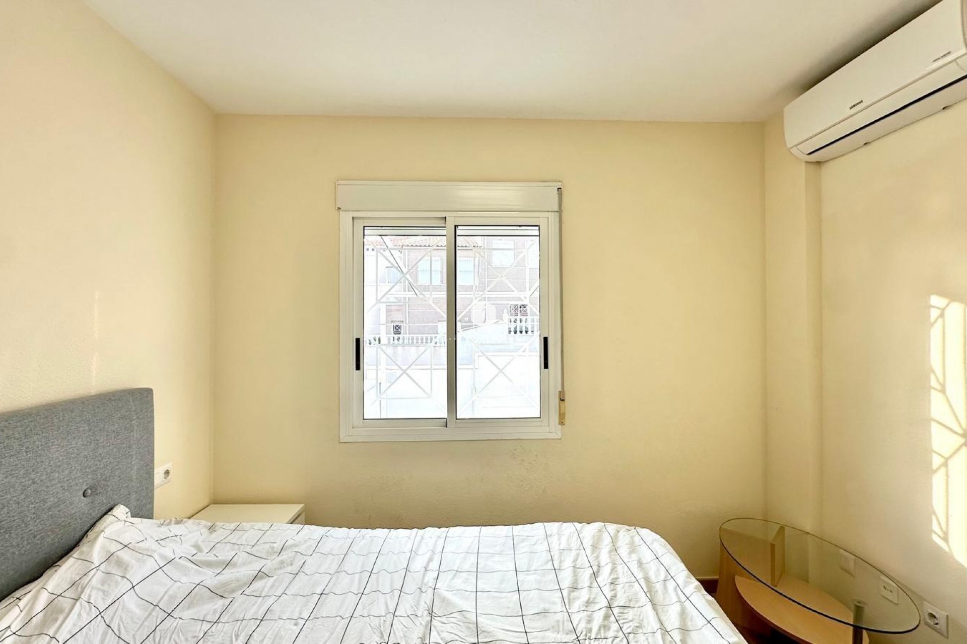 Segunda mano - Bungalow -
Torrevieja - Torreblanca