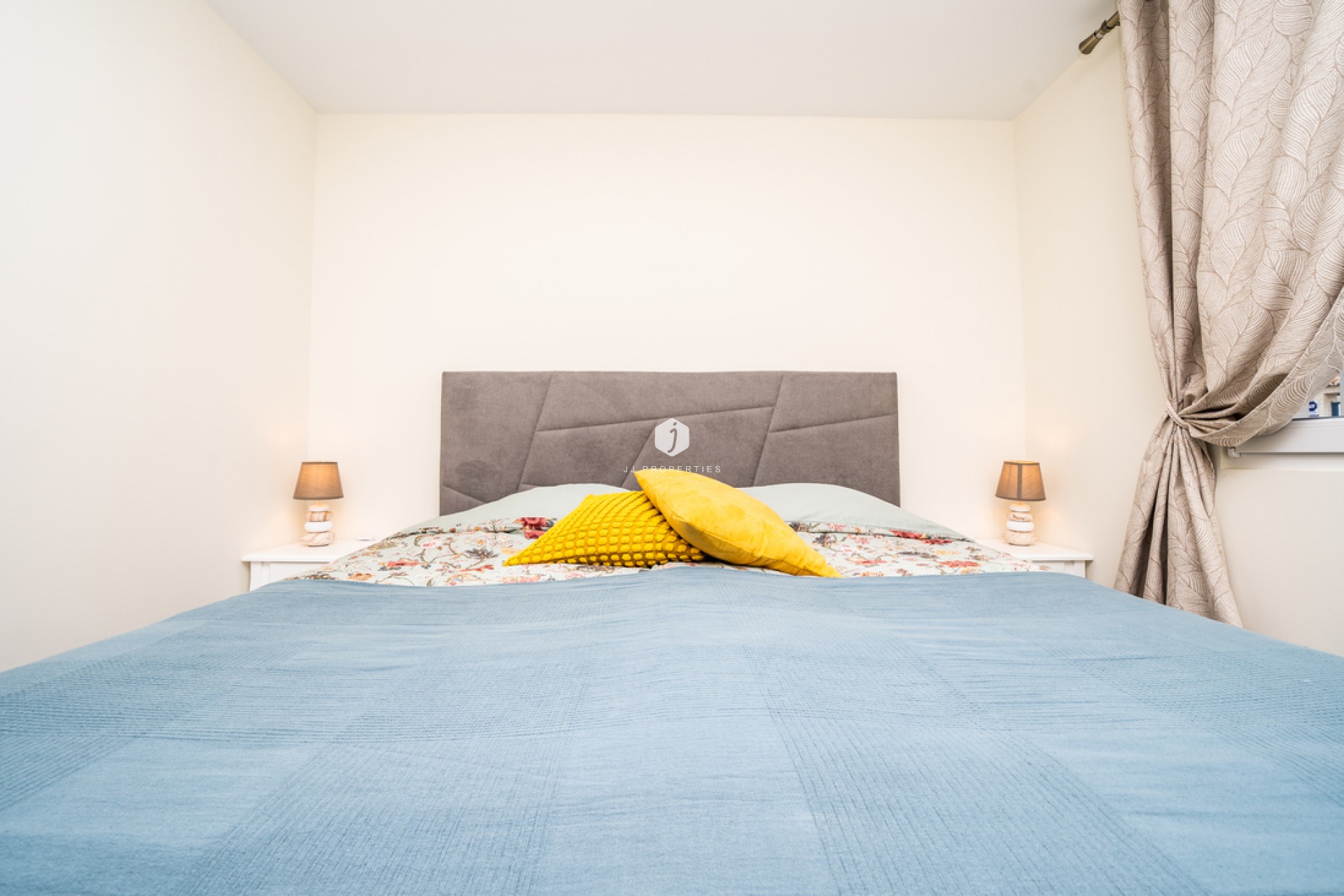 Segunda mano - Bungalow -
Torrevieja - Torreta