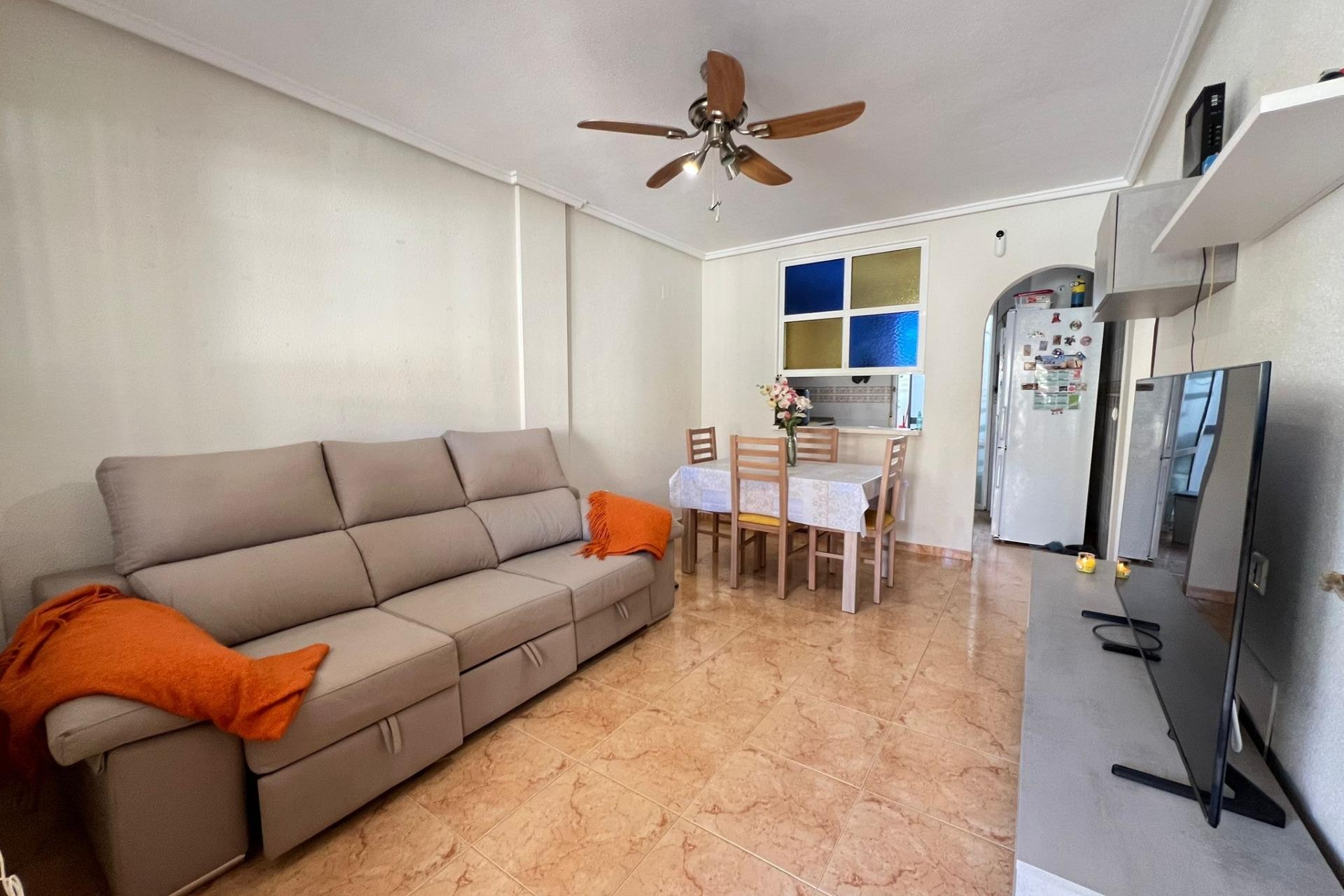 Segunda mano - Bungalow -
Torrevieja - Torretas