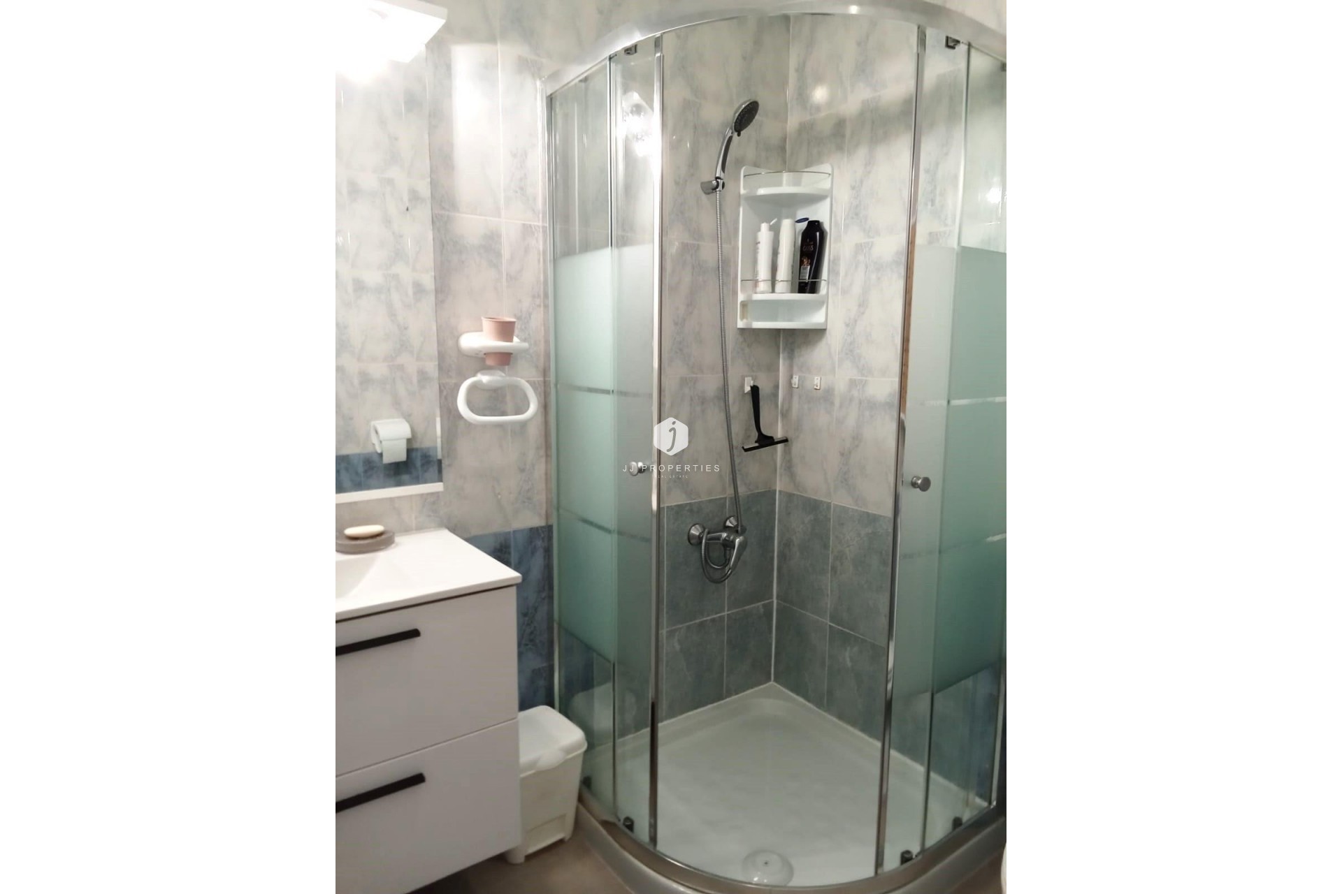 Segunda mano - Bungalow -
Torrevieja - Torretas