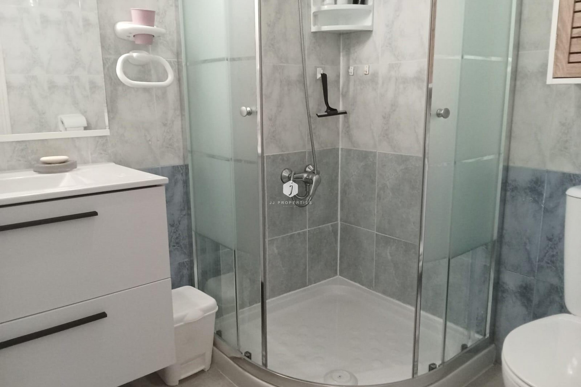 Segunda mano - Bungalow -
Torrevieja - Torretas