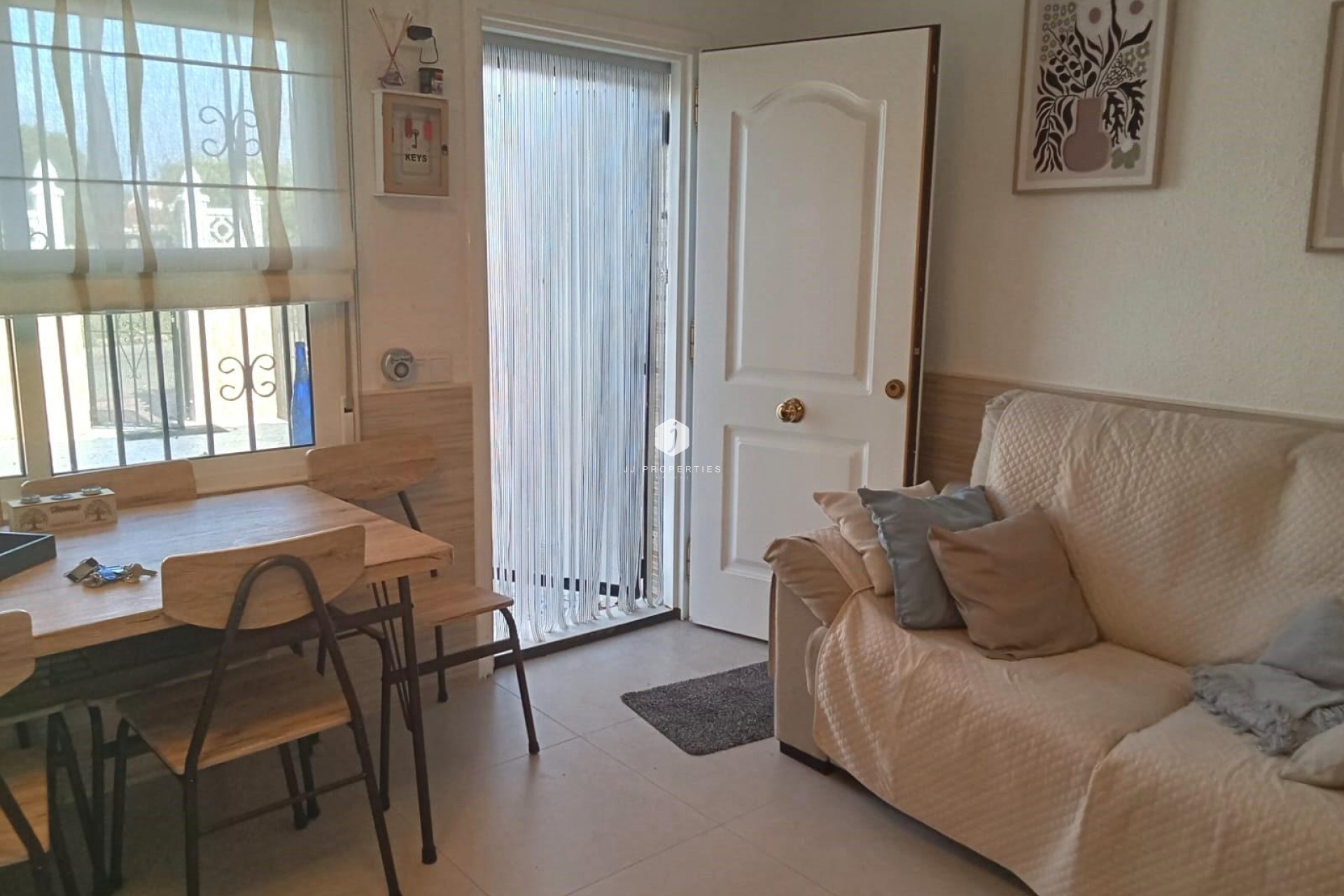 Segunda mano - Bungalow -
Torrevieja - Torretas