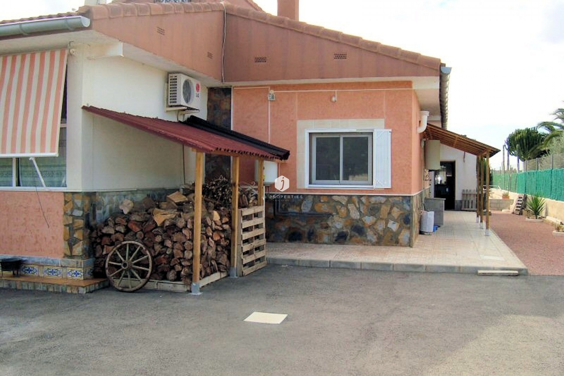 Segunda mano - Casa de campo -
Albatera - Inland