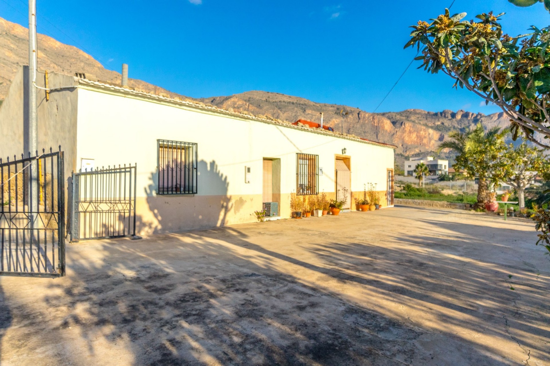 Segunda mano - Casa de campo -
Alicante - Raiguero de Bonanza