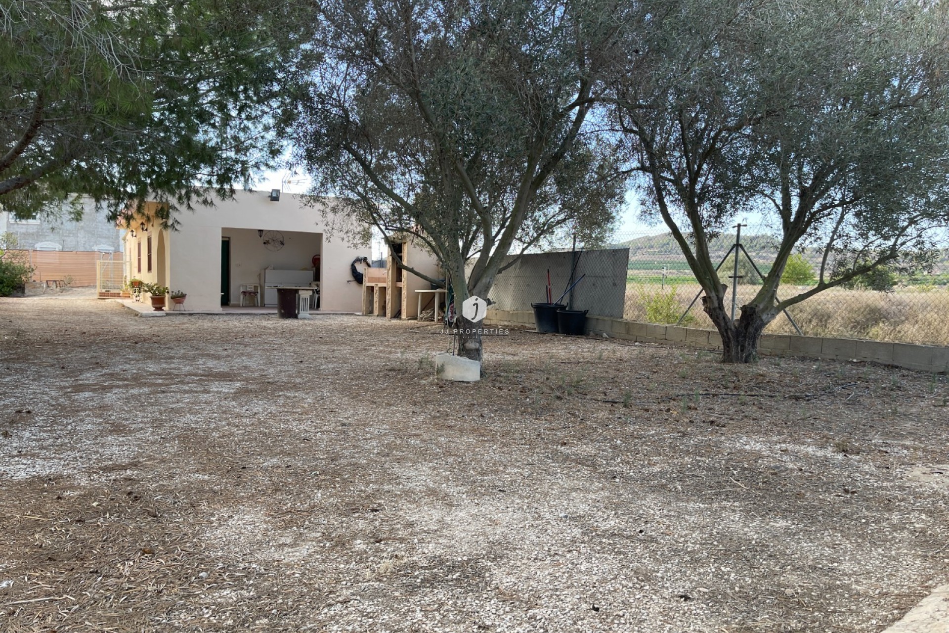 Segunda mano - Casa de campo -
Jacarilla - Inland