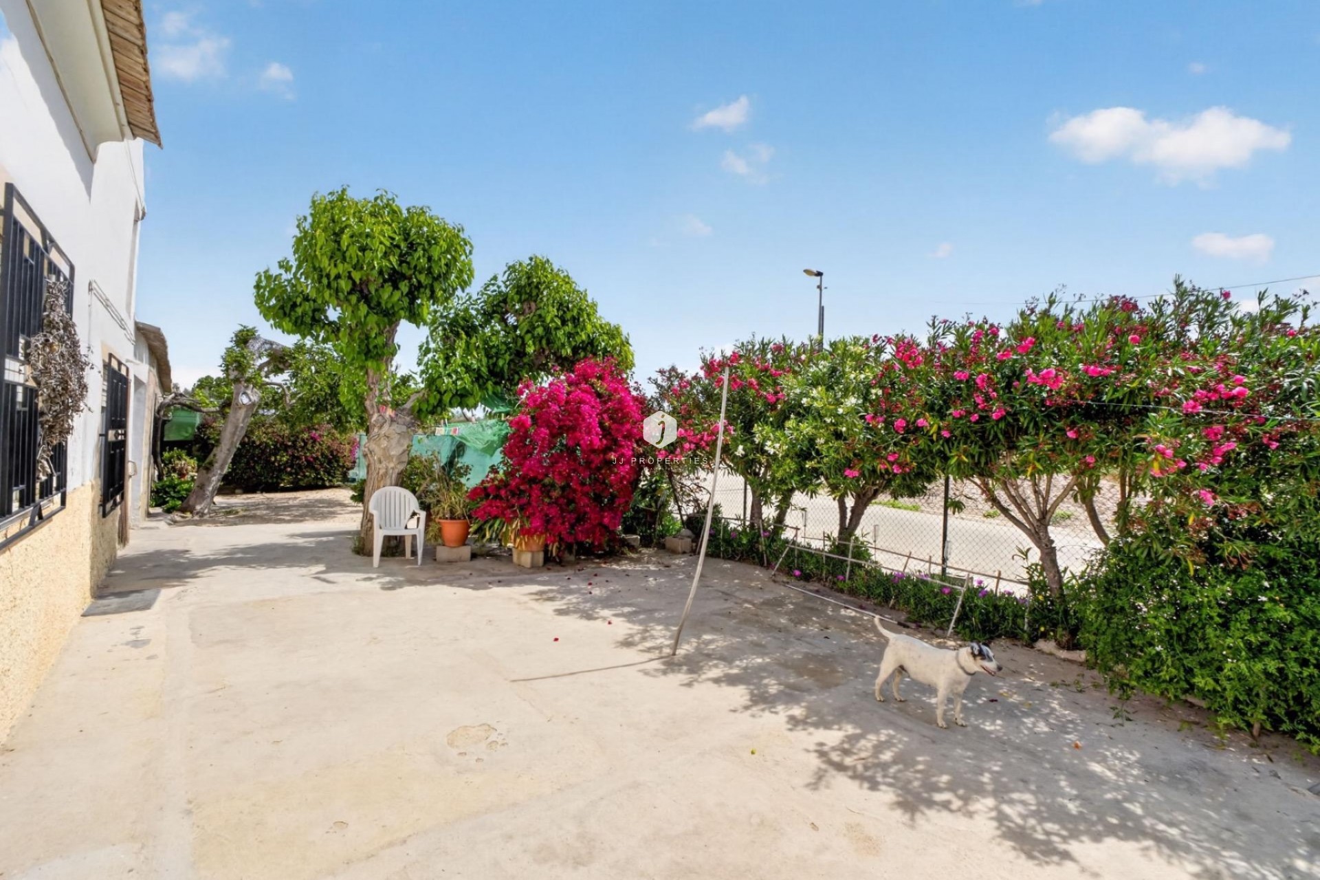 Segunda mano - Casa de campo -
Orihuela - Desamparados