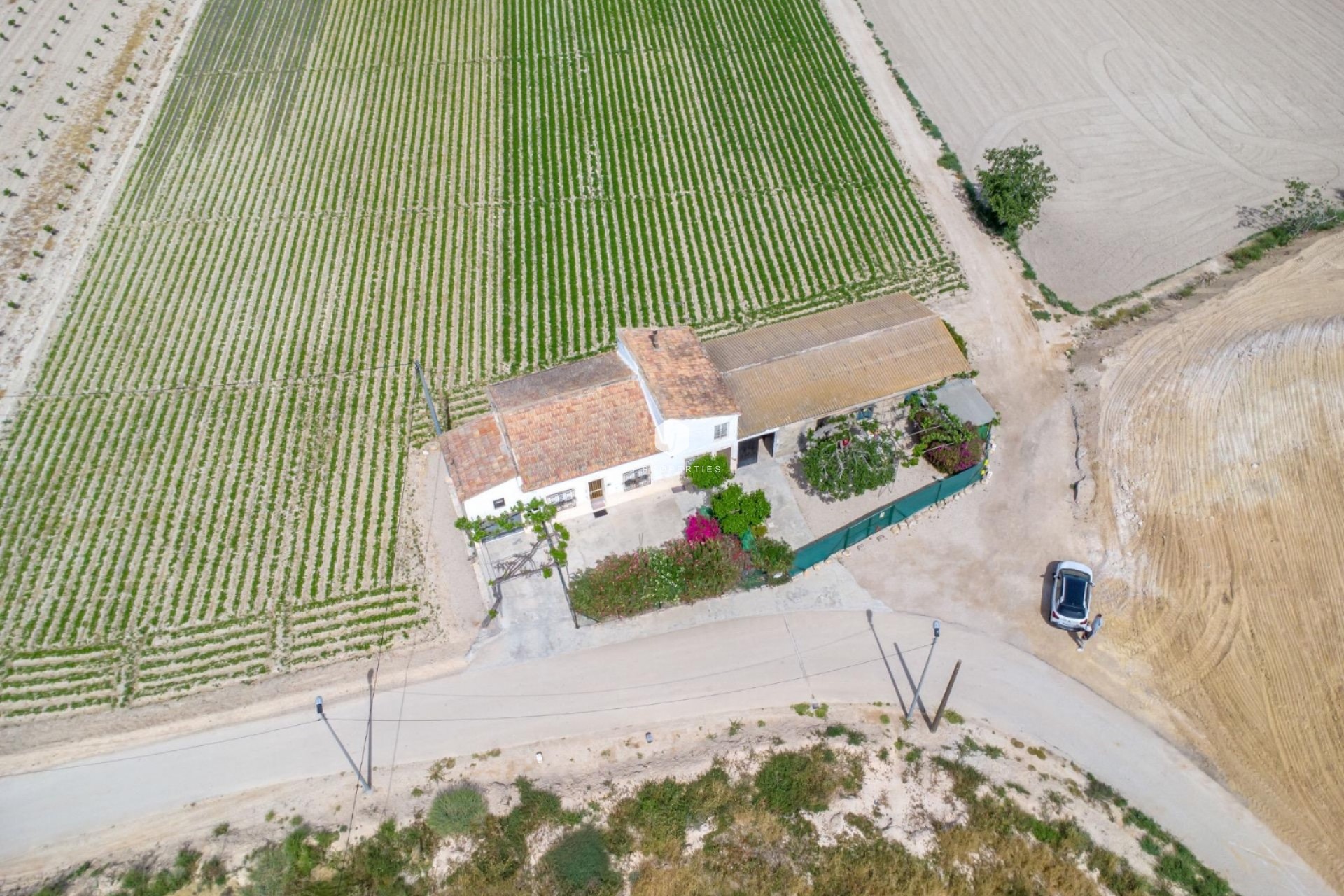 Segunda mano - Casa de campo -
Orihuela - Desamparados