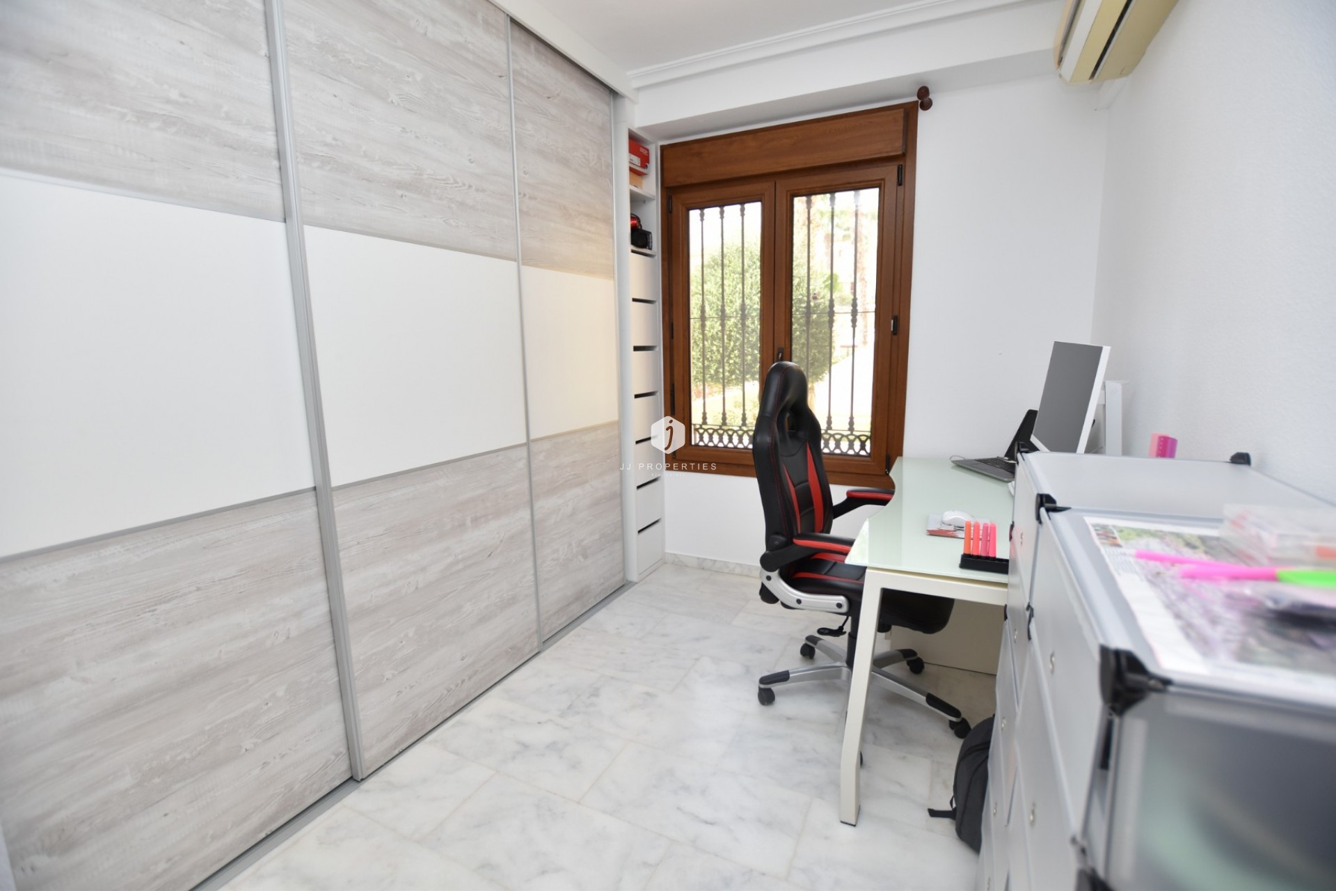 Segunda mano - Chalet -
Algorfa - Inland