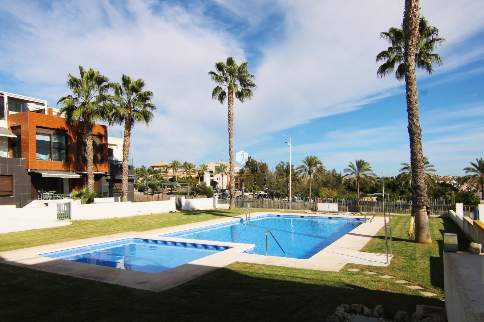 Segunda mano - Chalet -
Algorfa - Inland
