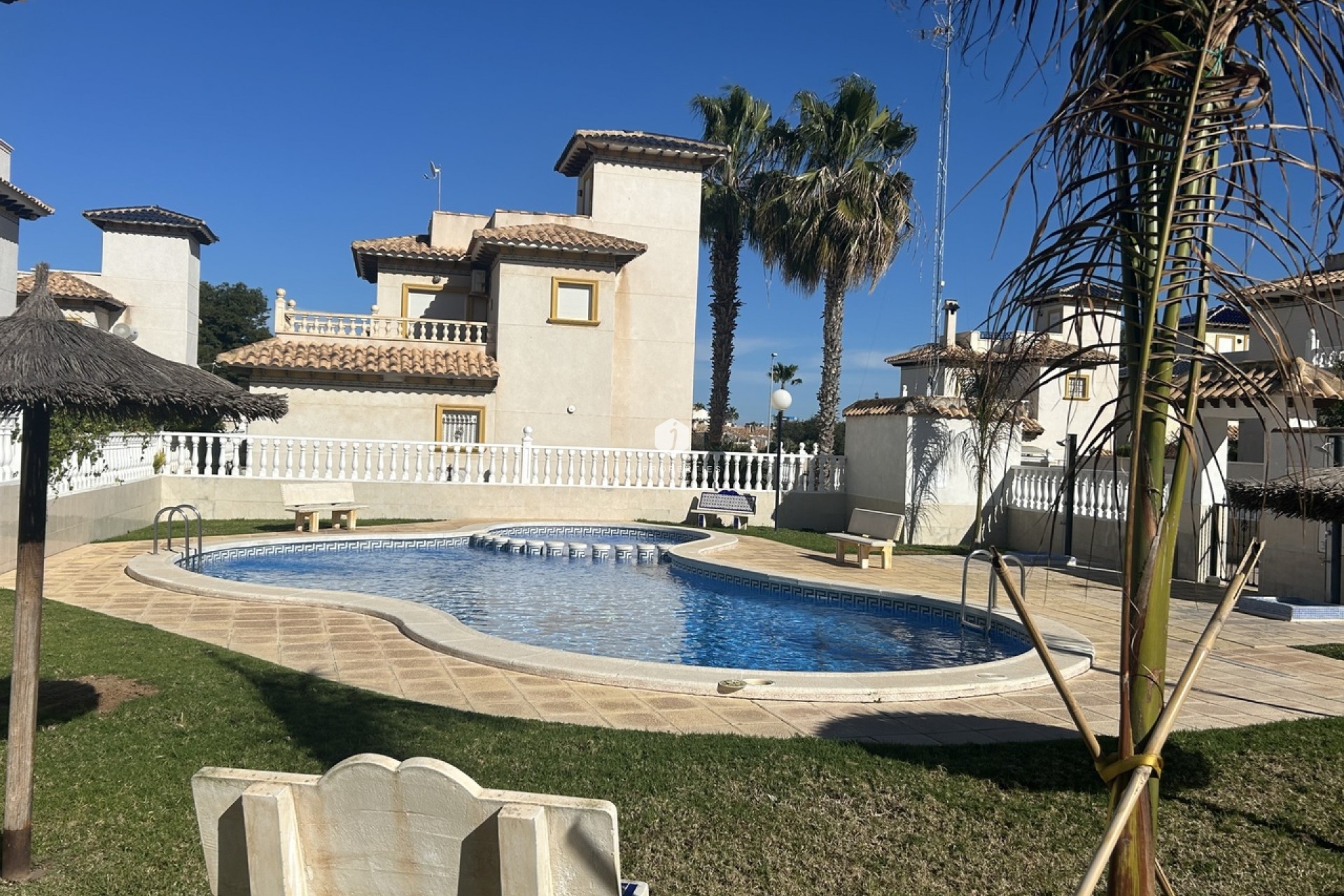 Segunda mano - Chalet -
Cabo Roig - Costa Blanca