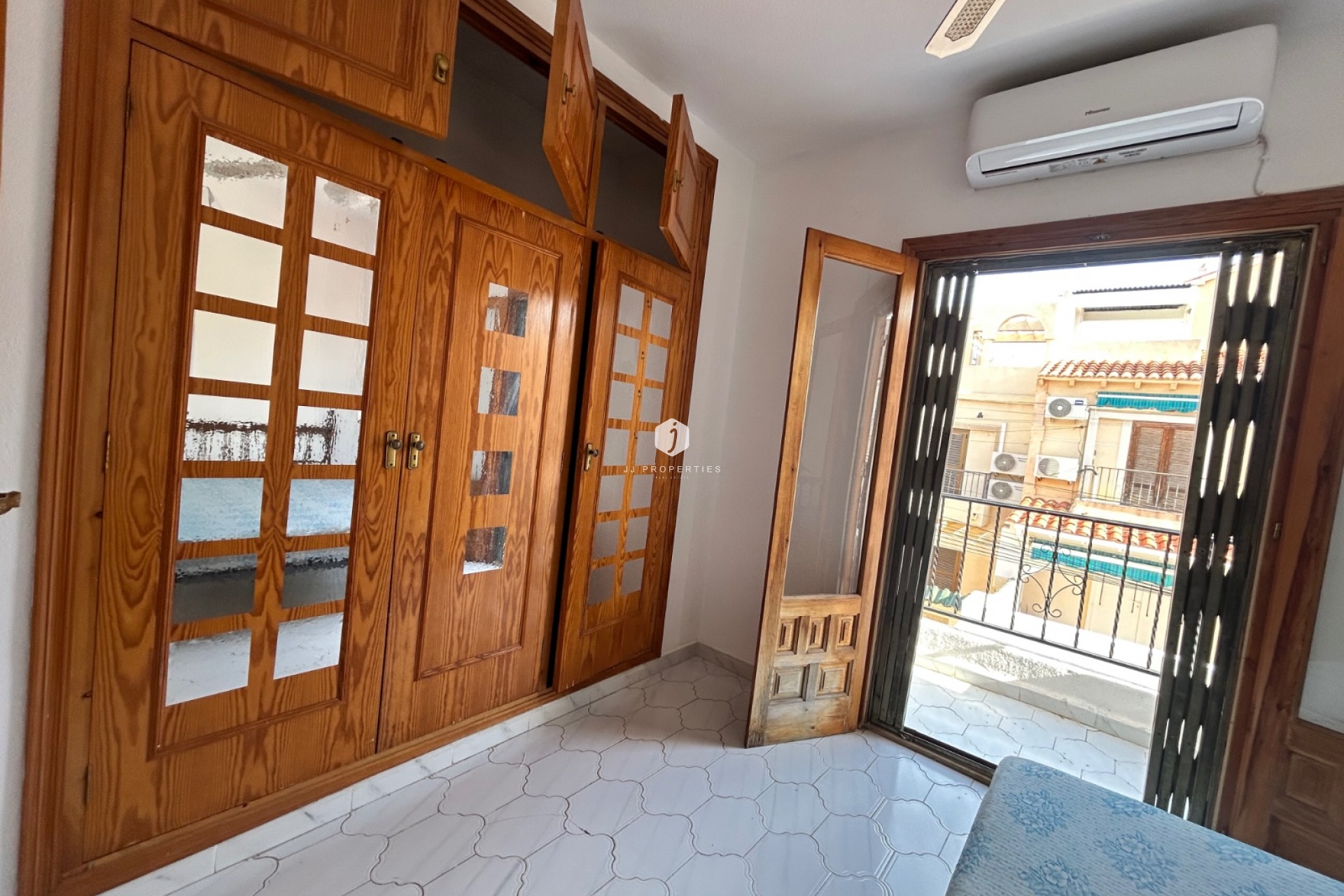 Segunda mano - Chalet -
El Chaparral - Inland