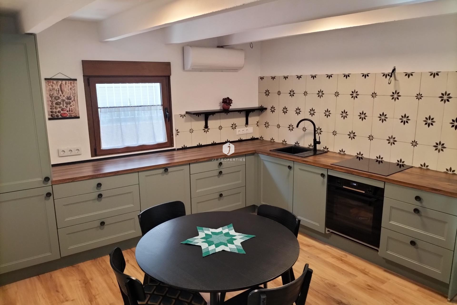 Segunda mano - Chalet -
Formentera del Segura - Centro