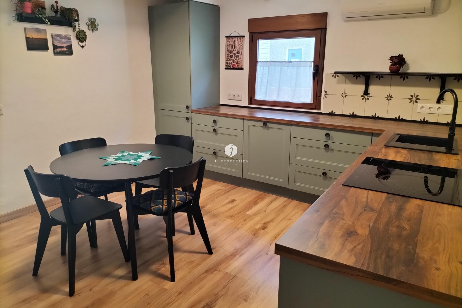 Segunda mano - Chalet -
Formentera del Segura - Centro