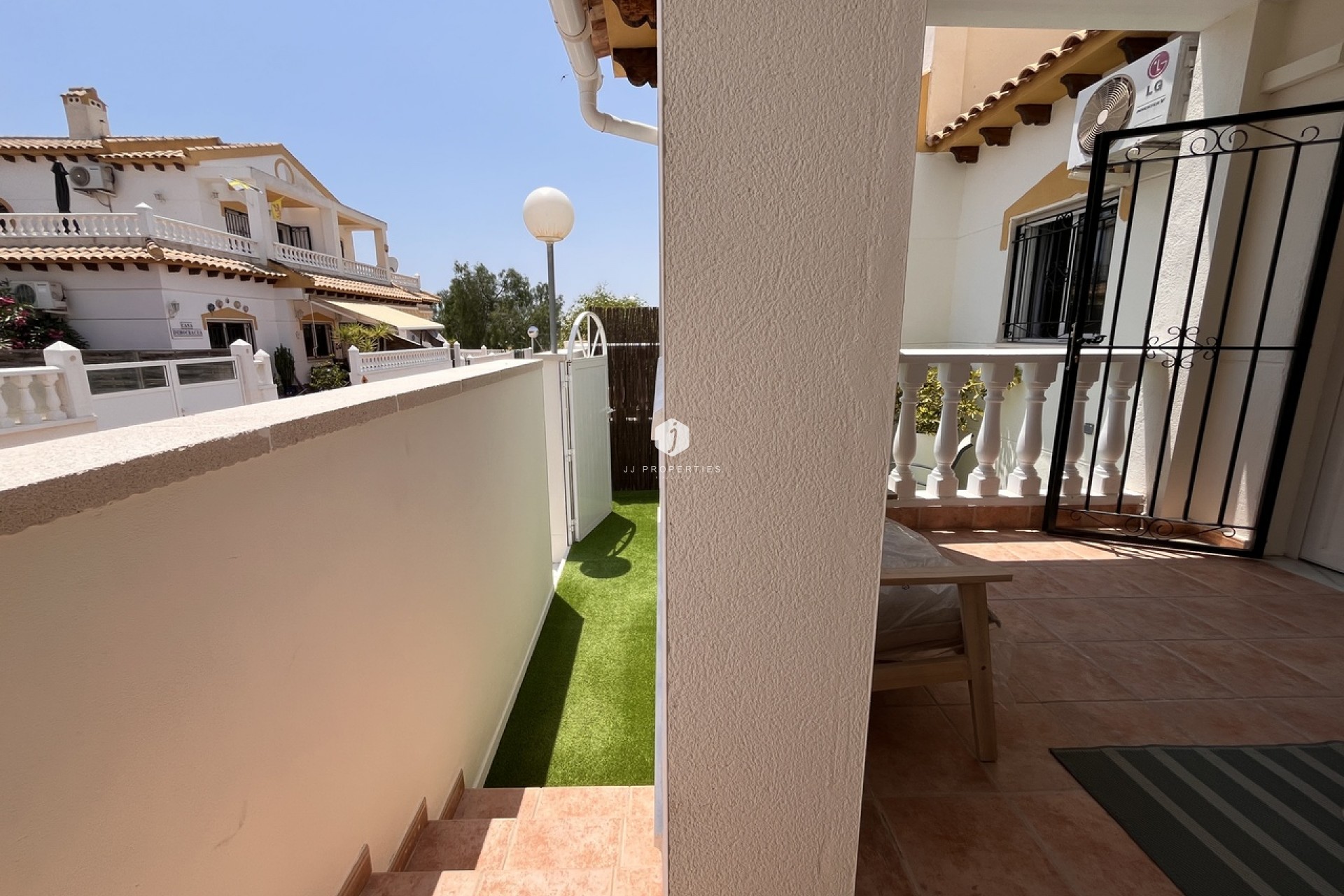 Segunda mano - Chalet -
Los Altos - Costa Blanca