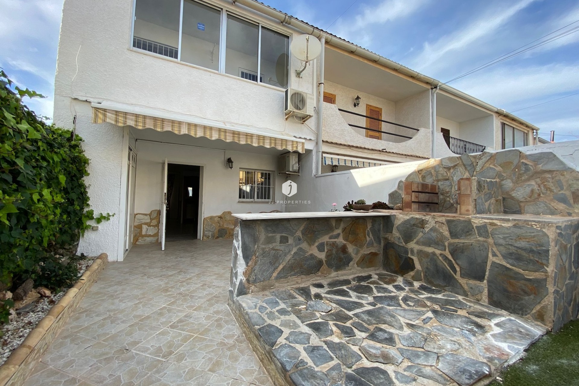 Segunda mano - Chalet -
Los Balcones - Costa Blanca