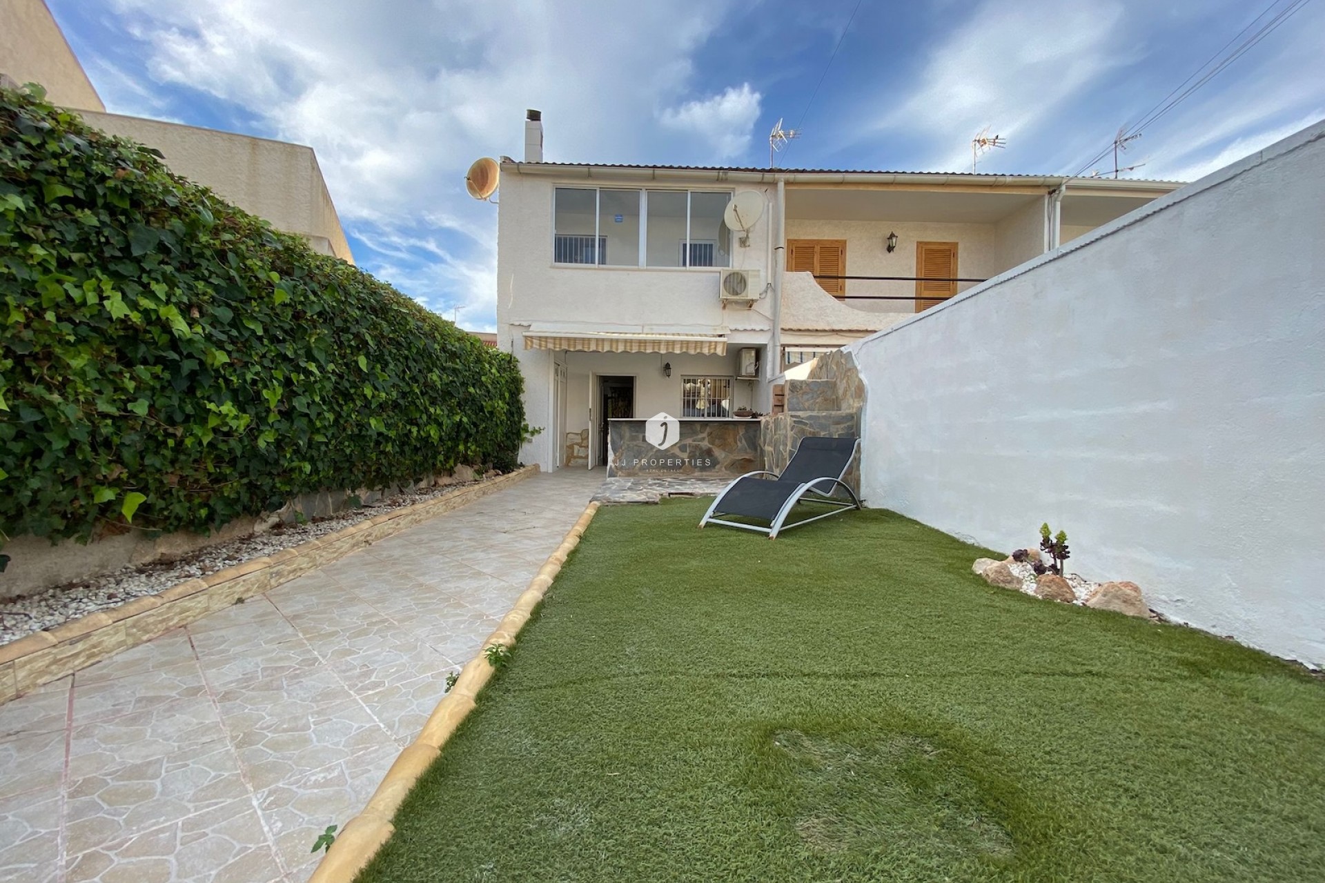 Segunda mano - Chalet -
Los Balcones - Costa Blanca