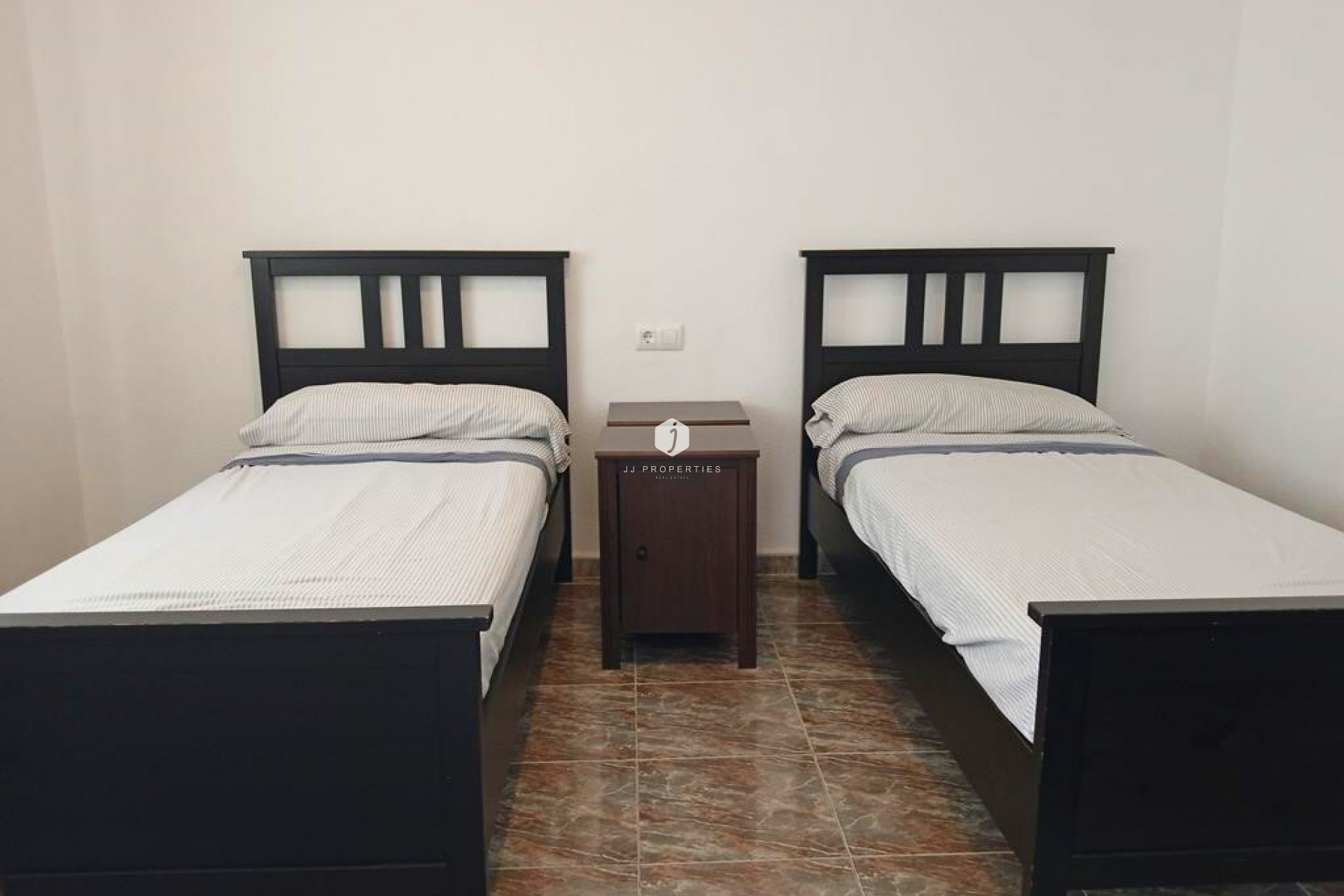 Segunda mano - Chalet -
Los Montesinos - PUEBLO CENTRO