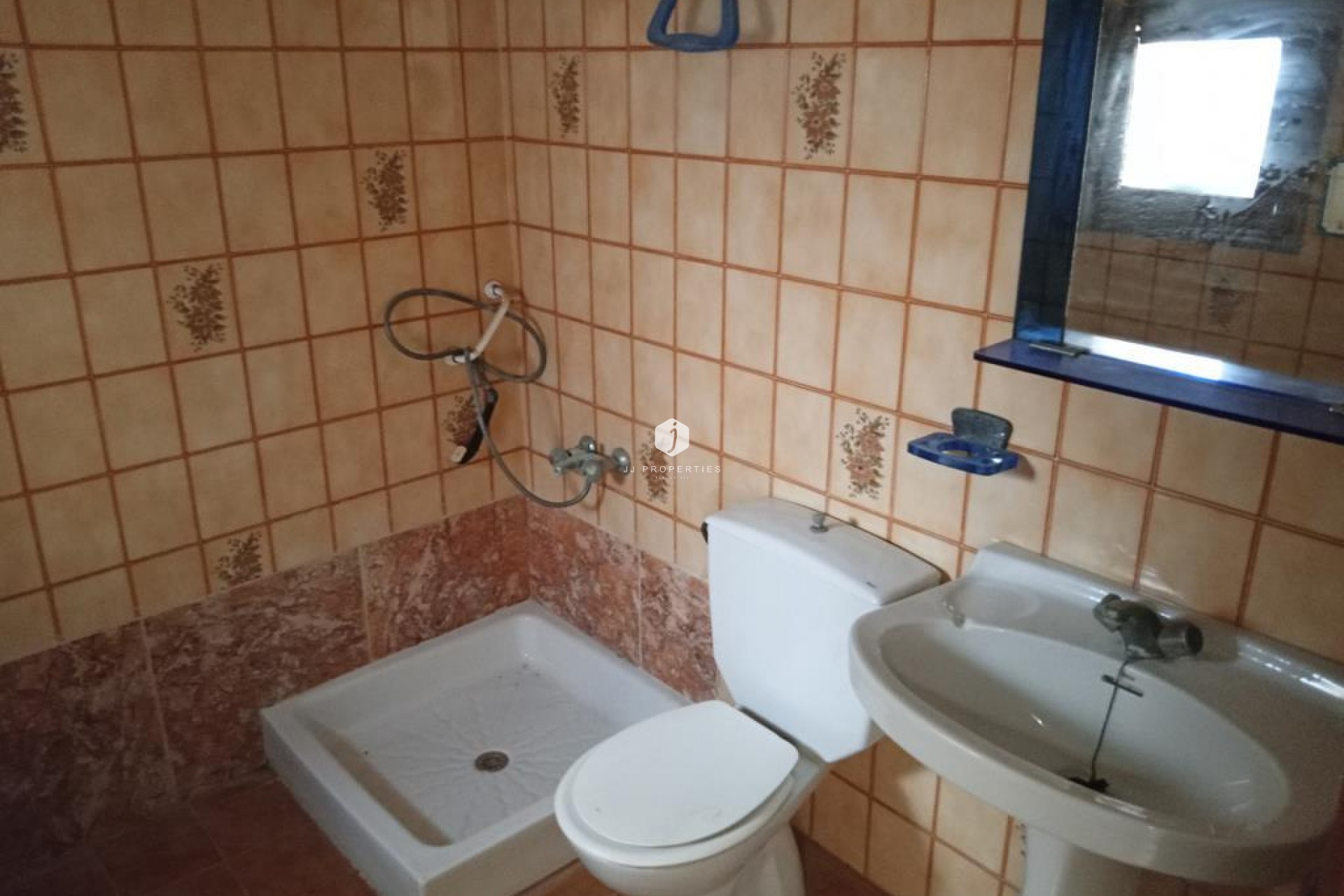 Segunda mano - Chalet -
Los Montesinos