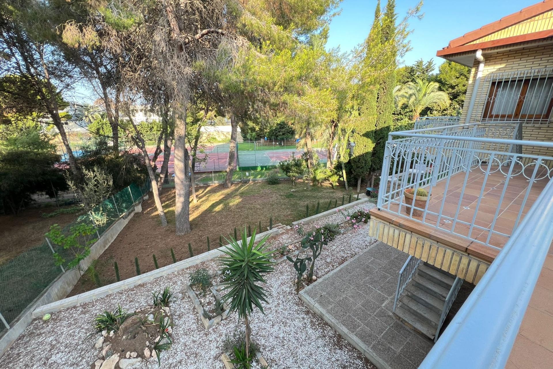 Segunda mano - Chalet -
Orihuela Costa - Campoamor