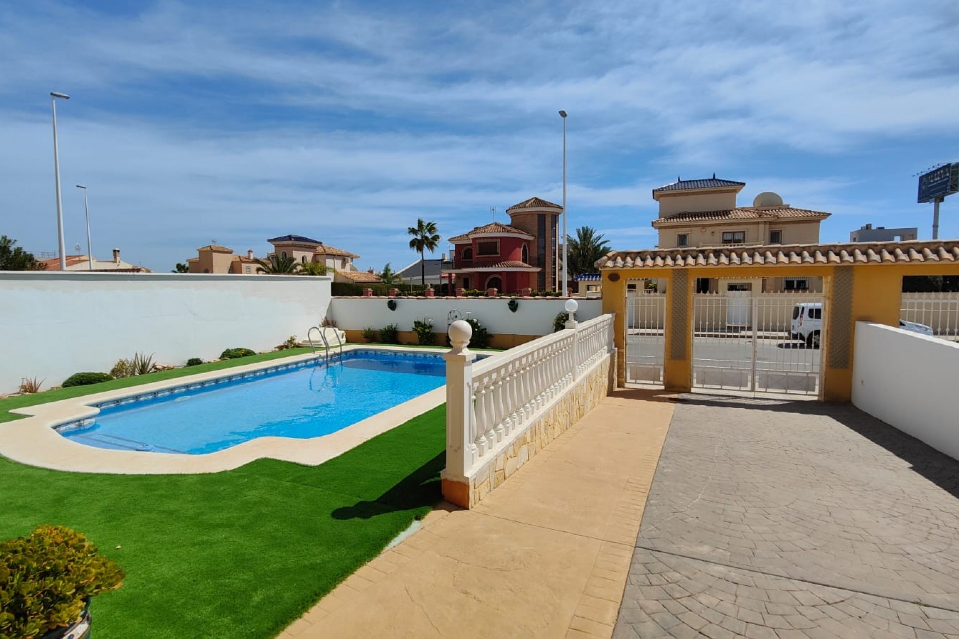 Segunda mano - Chalet -
Orihuela Costa - Costa Blanca