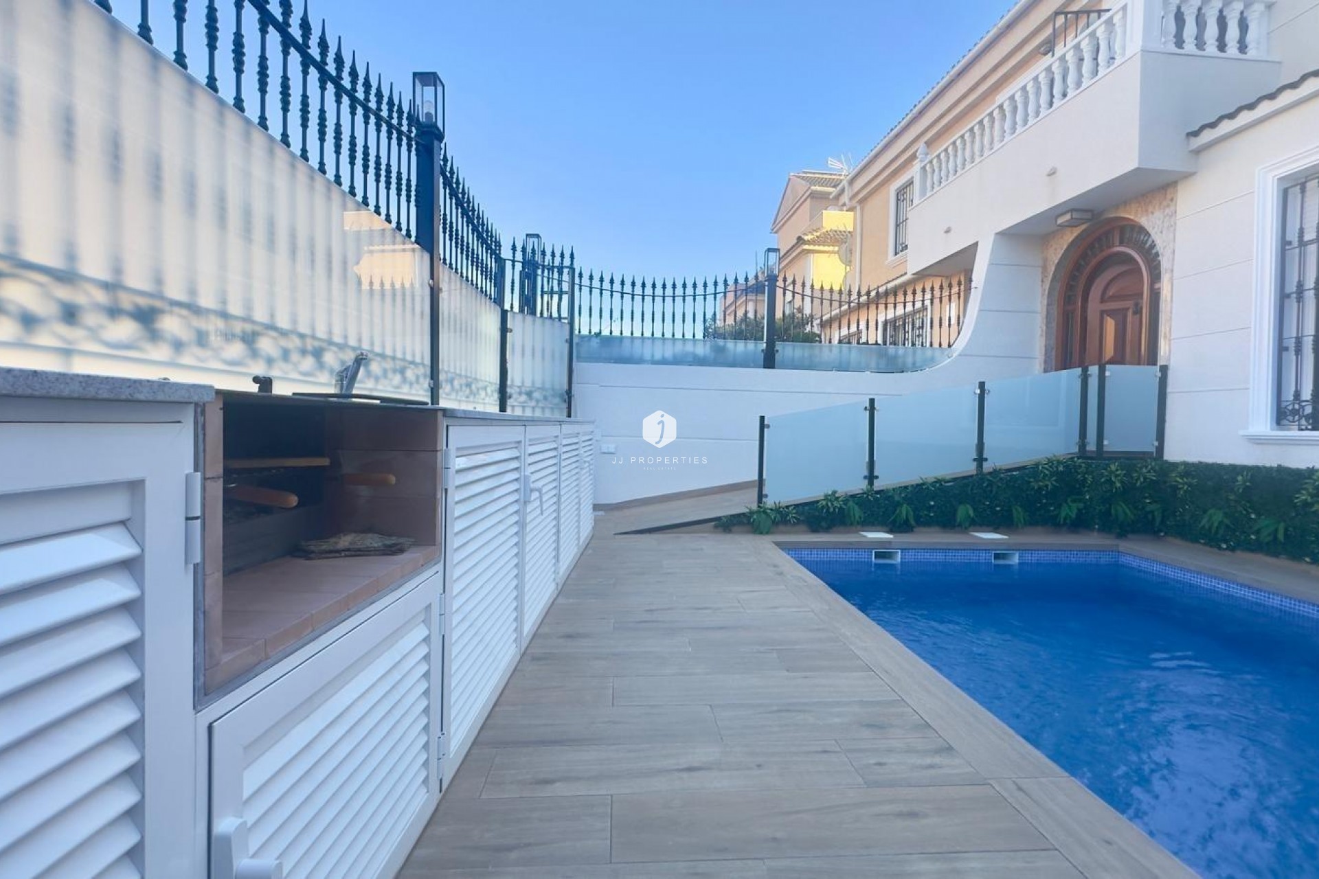 Segunda mano - Chalet -
Orihuela Costa - La Zenia