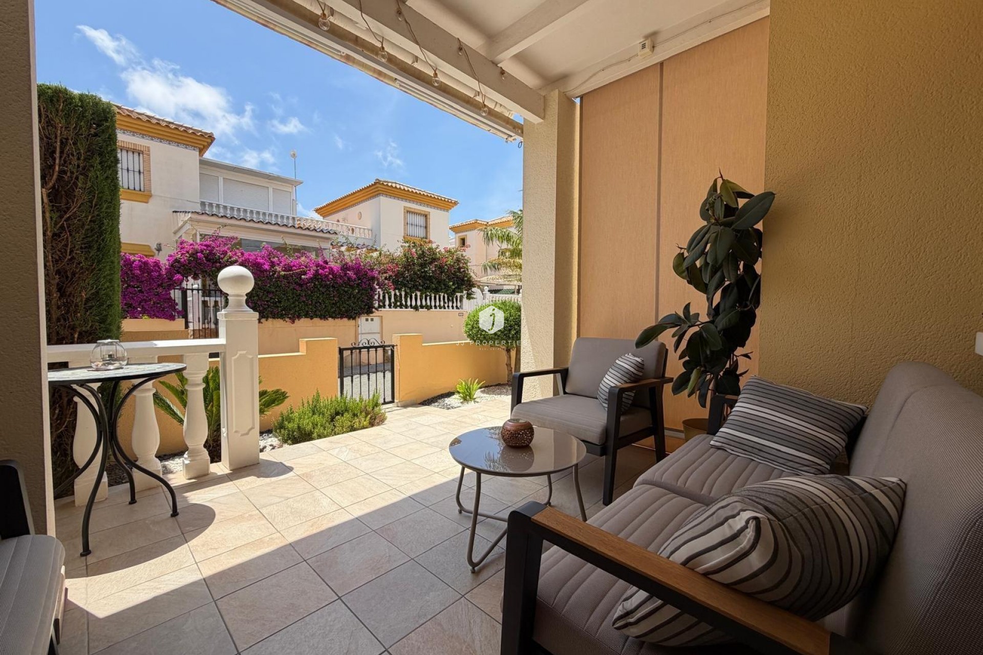 Segunda mano - Chalet -
Orihuela Costa - Los Dolses