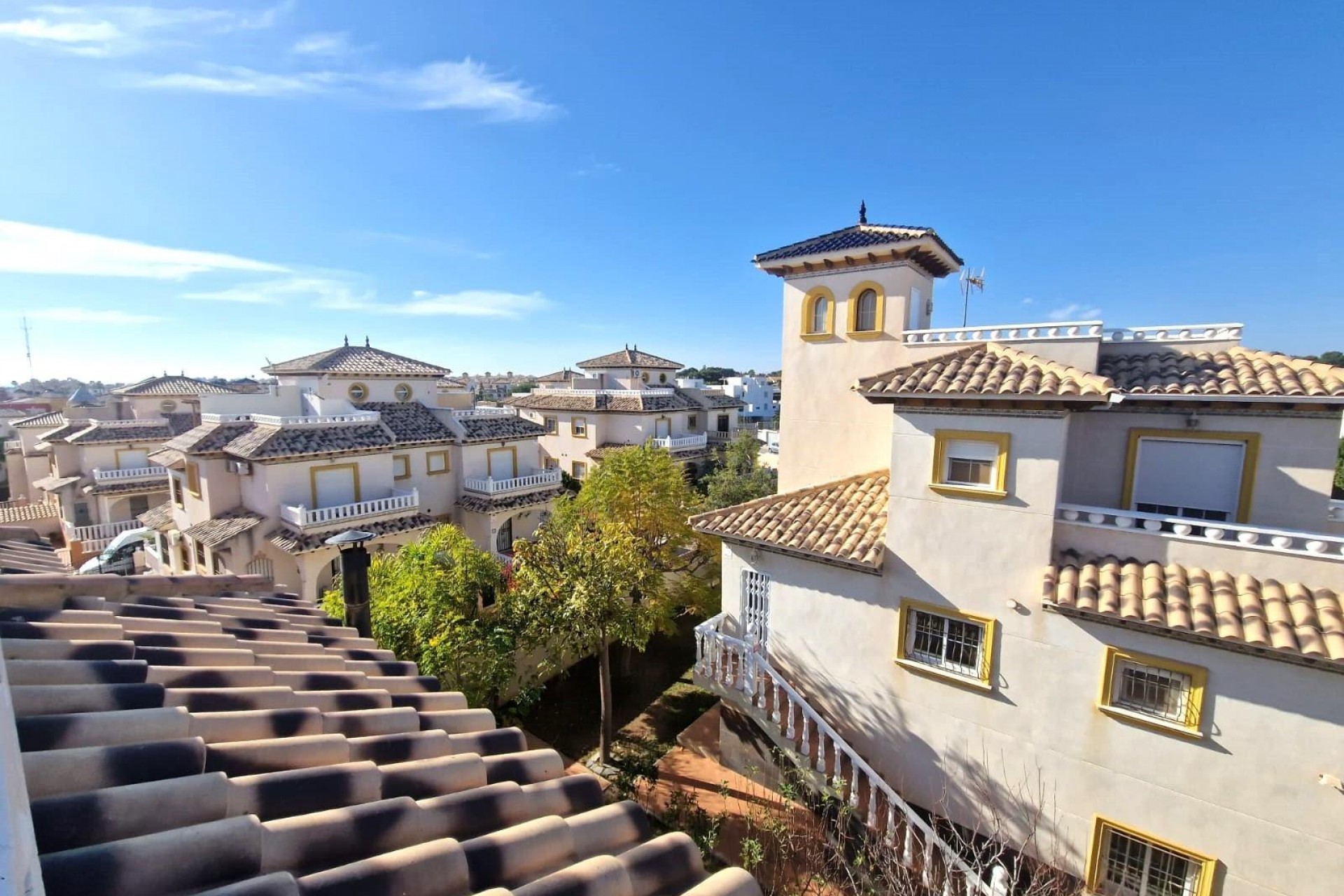 Segunda mano - Chalet -
Orihuela Costa - Montezenia