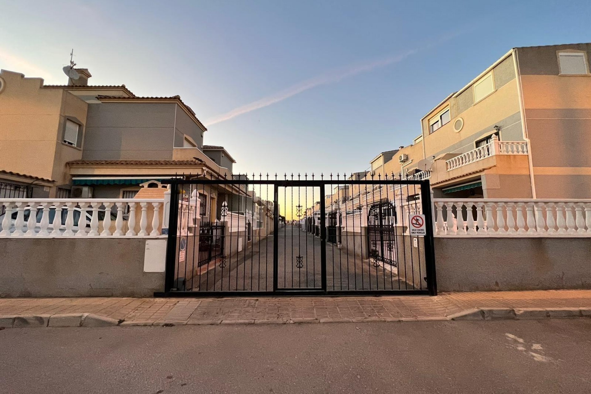 Segunda mano - Chalet -
Orihuela Costa - Playa Flamenca