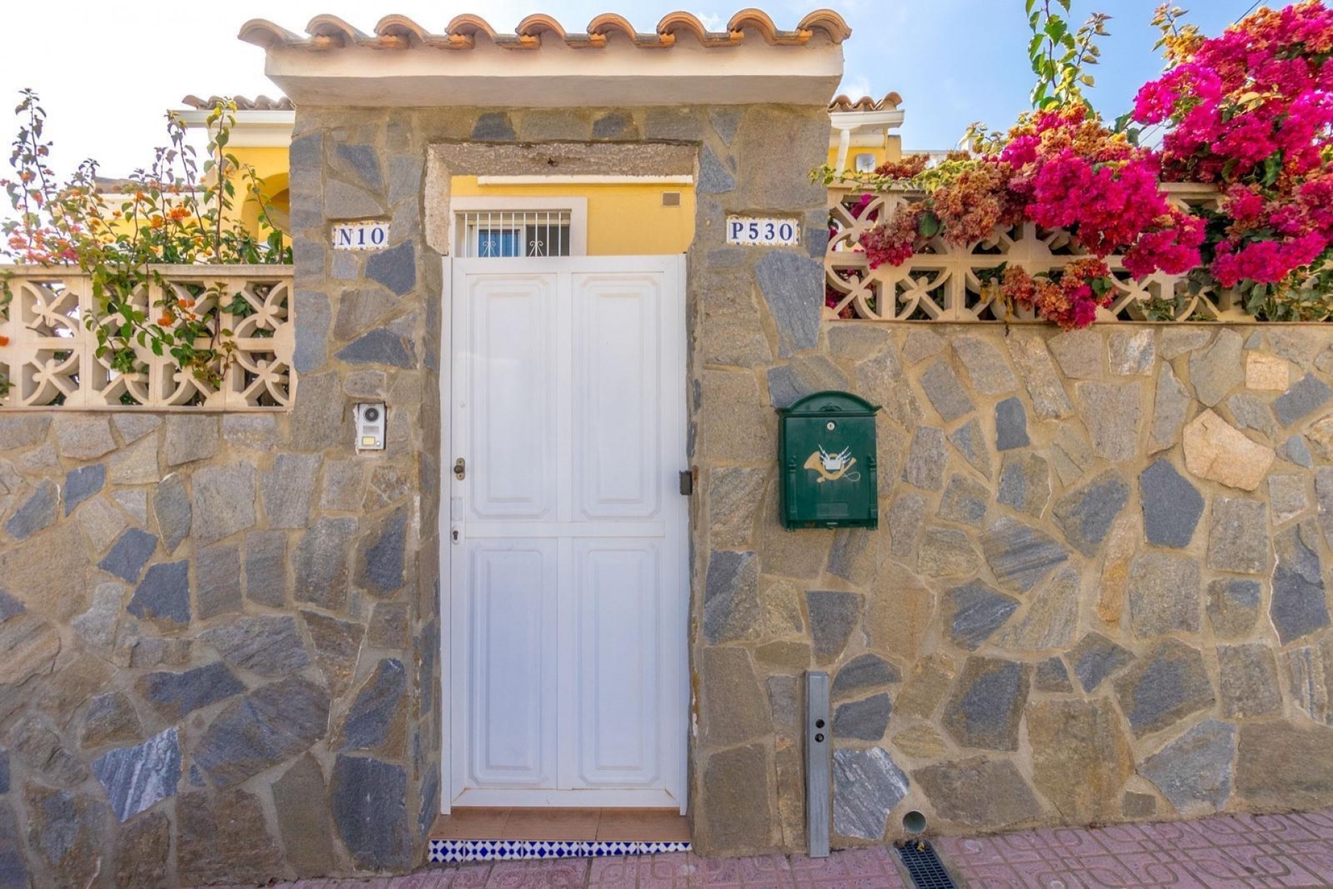 Segunda mano - Chalet -
Orihuela Costa - Villamartín