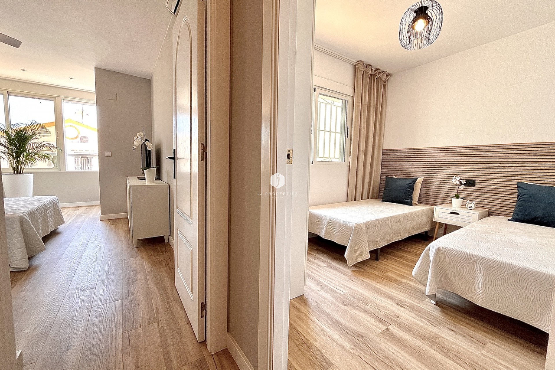 Segunda mano - Chalet -
Playa Flamenca - Costa Blanca